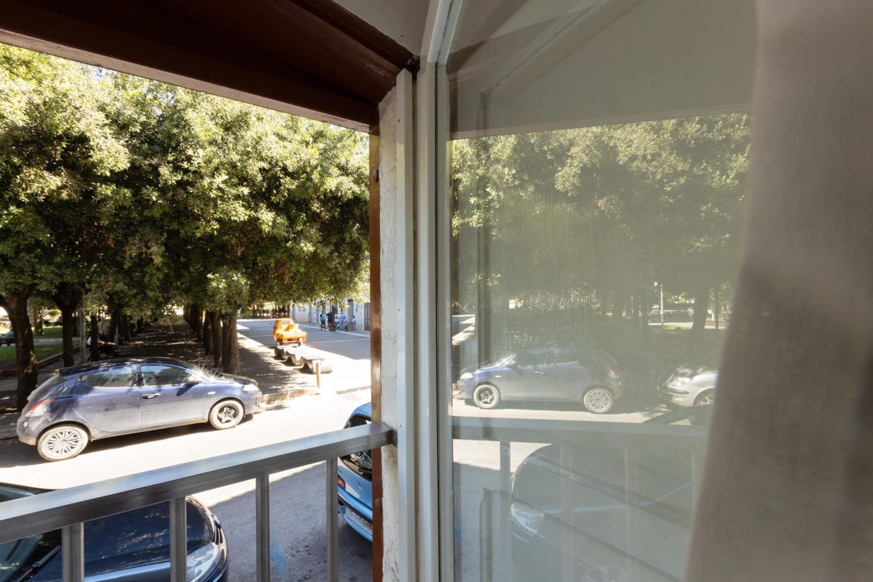 Quadruple Room with Garden View - Photo 5