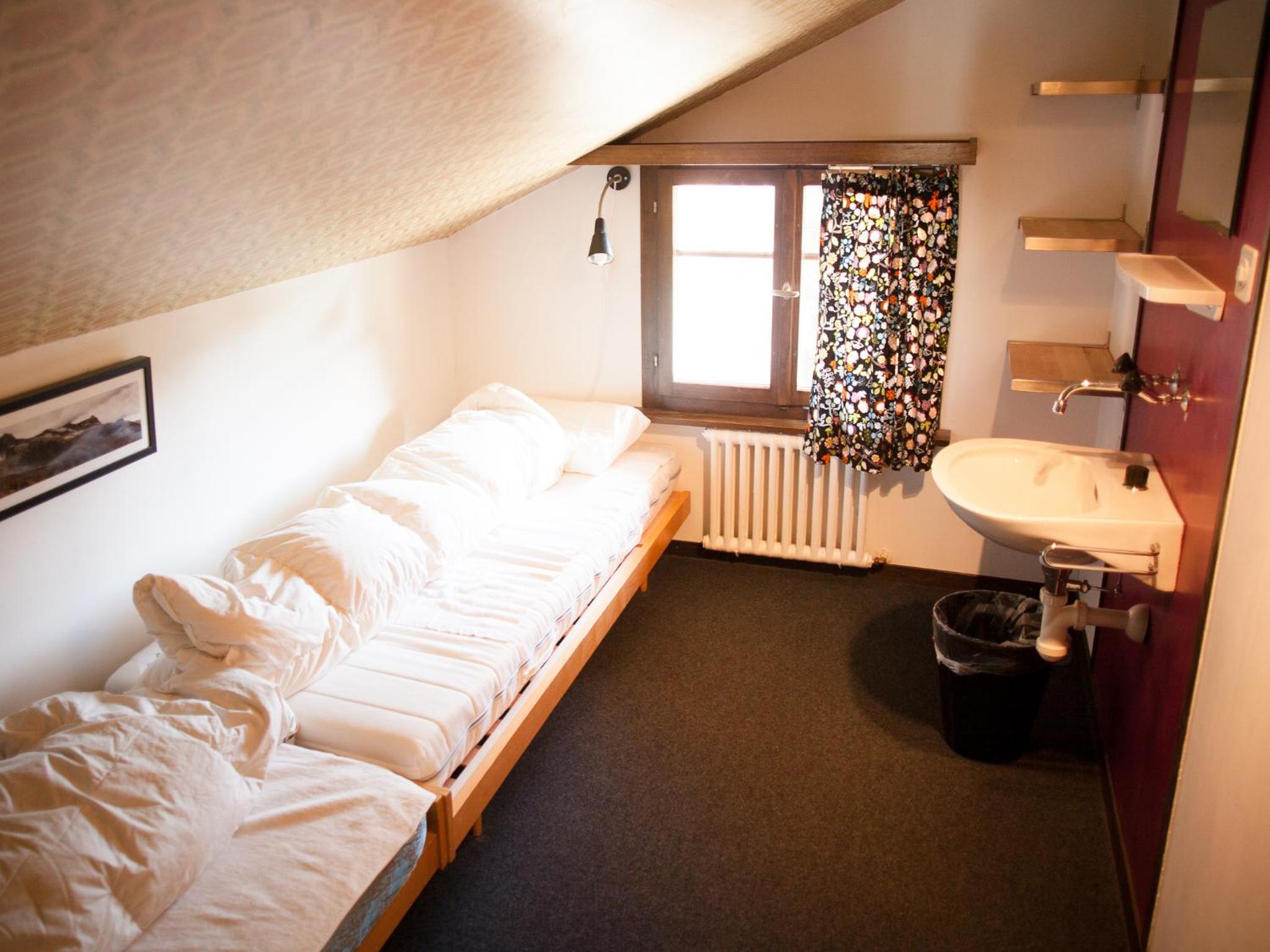 Twin Room with Shared Bathroom photo 2