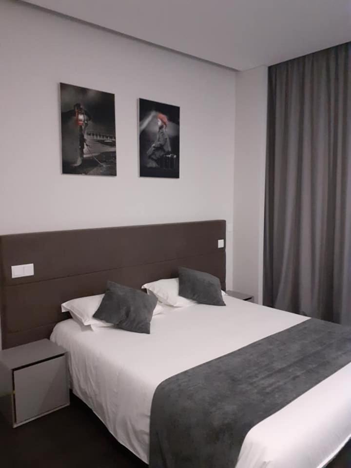 Deluxe Room - Photo 1
