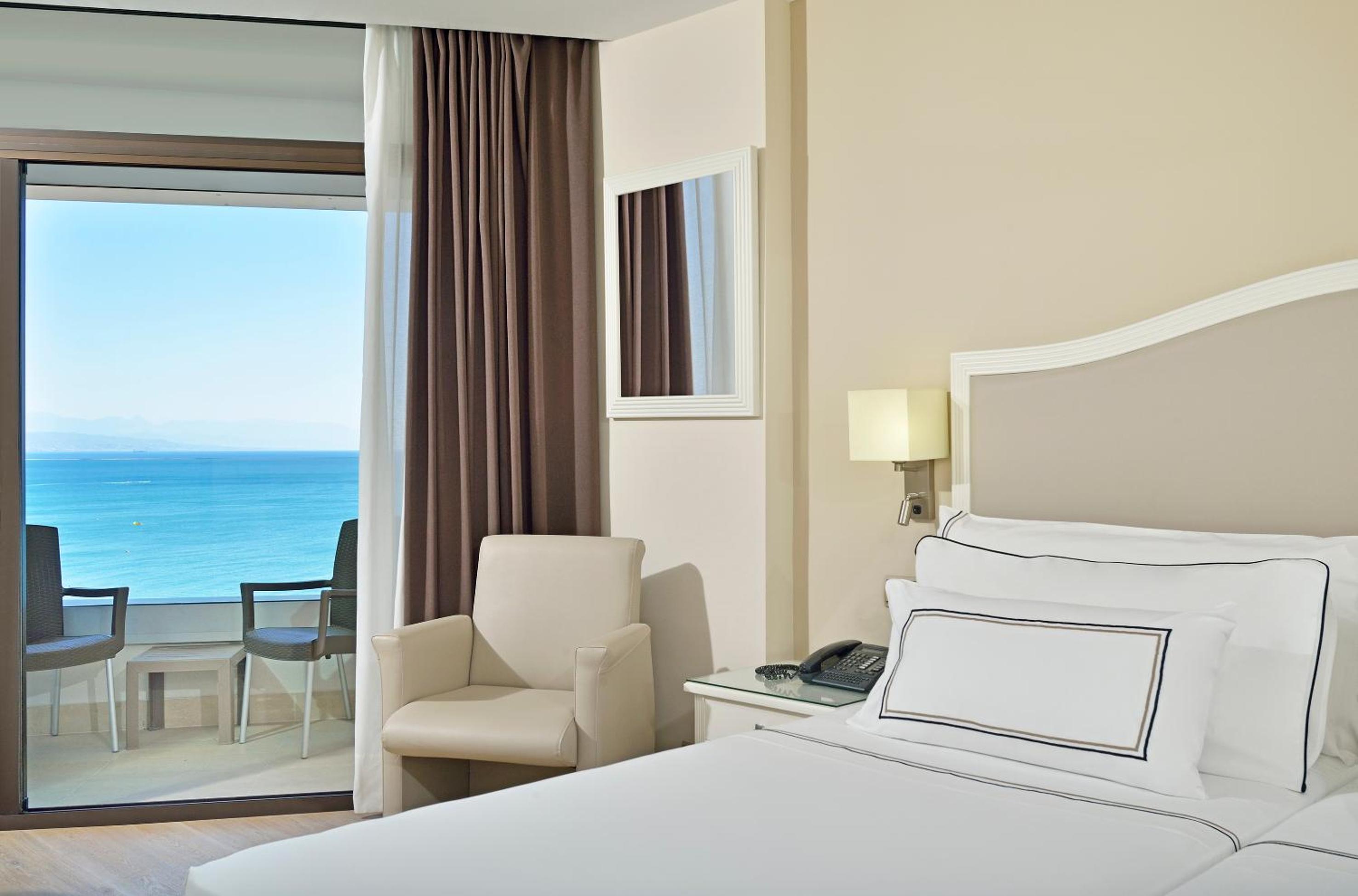 Premium Room with Sea View - Photo 1