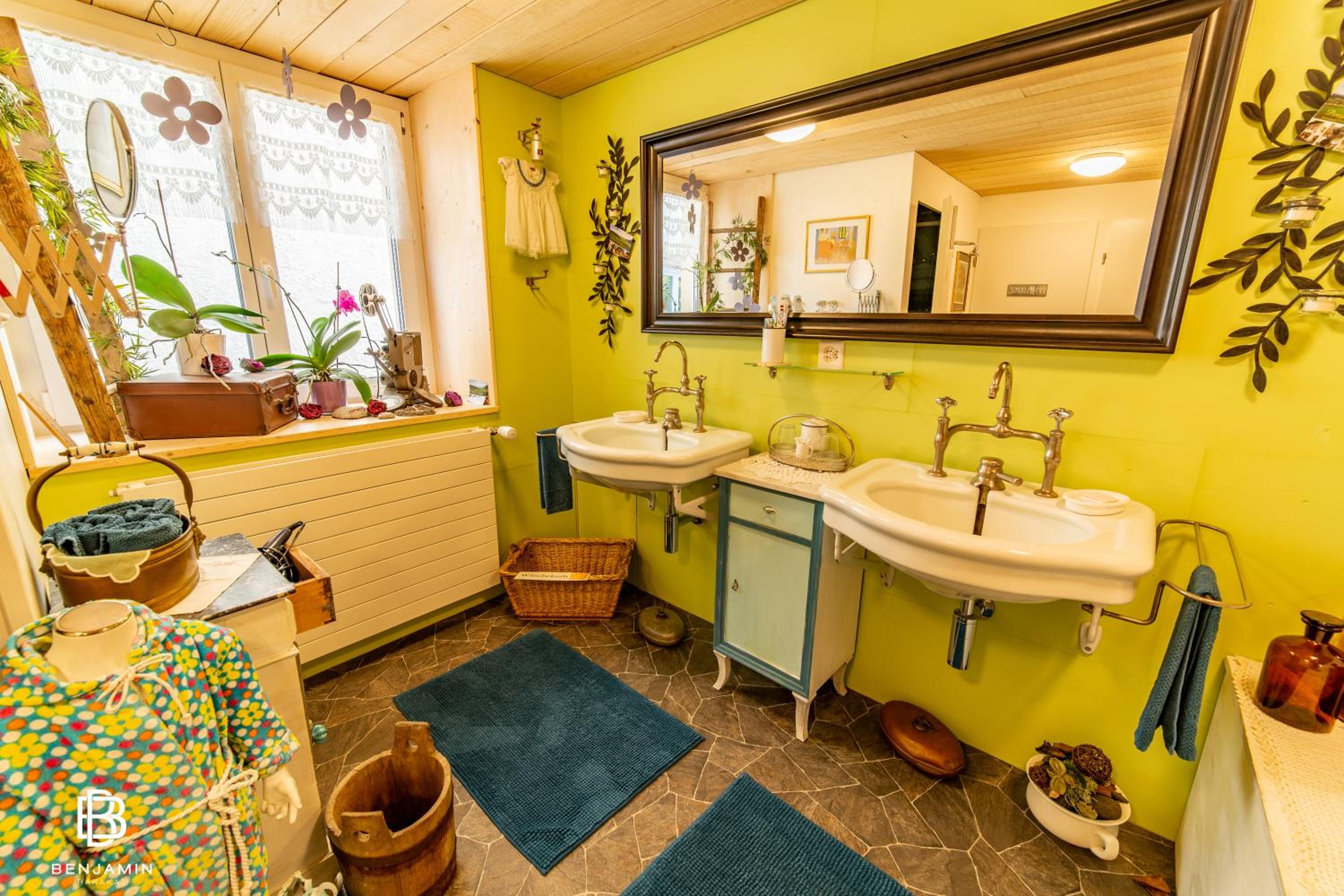 Double Room with Shared Bathroom photo 3