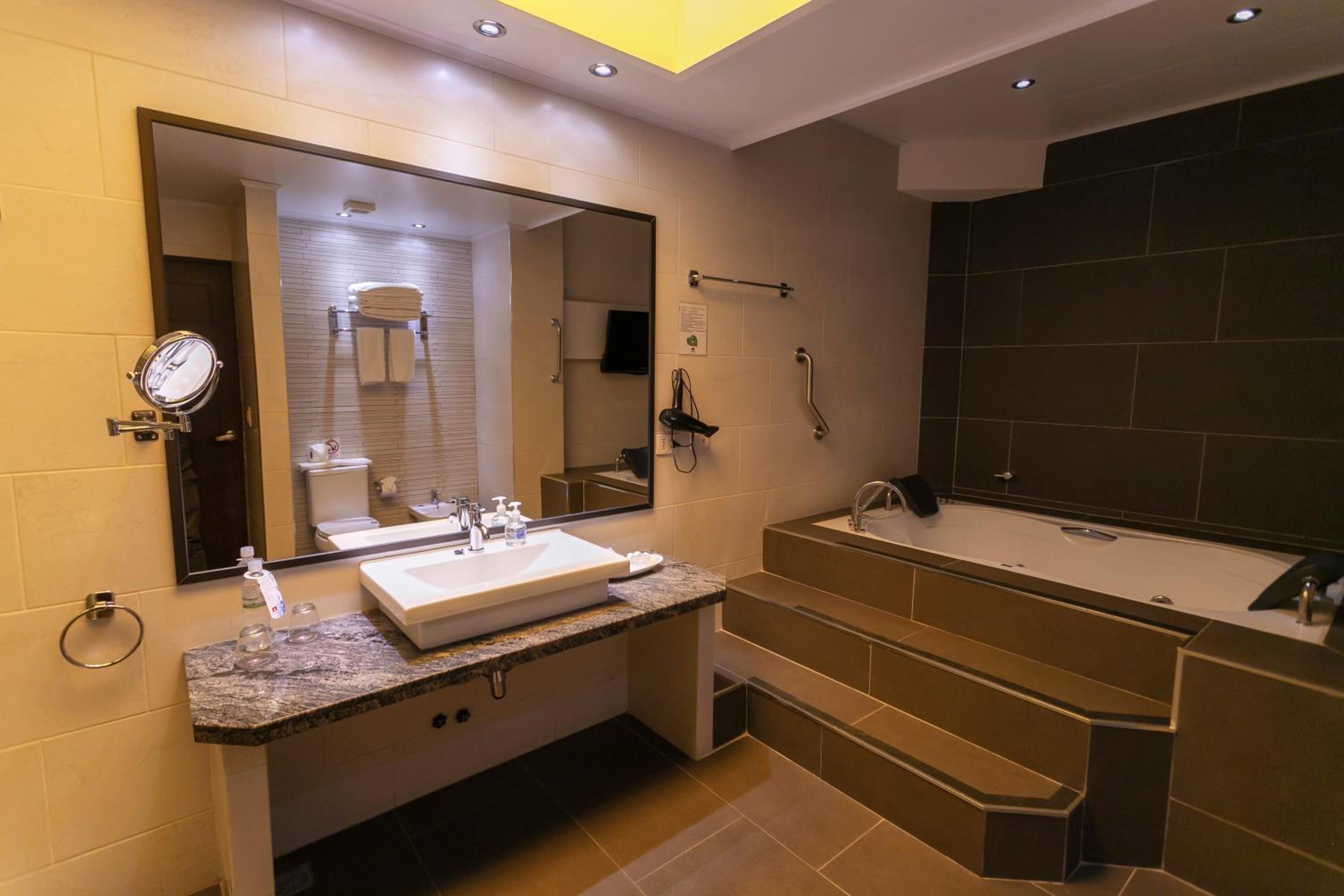 Imperial Suite with Spa Bath and Extra big Bed