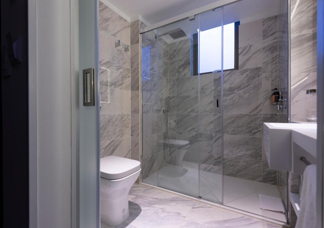 Superior Double Room with Two Beds - Photo 5