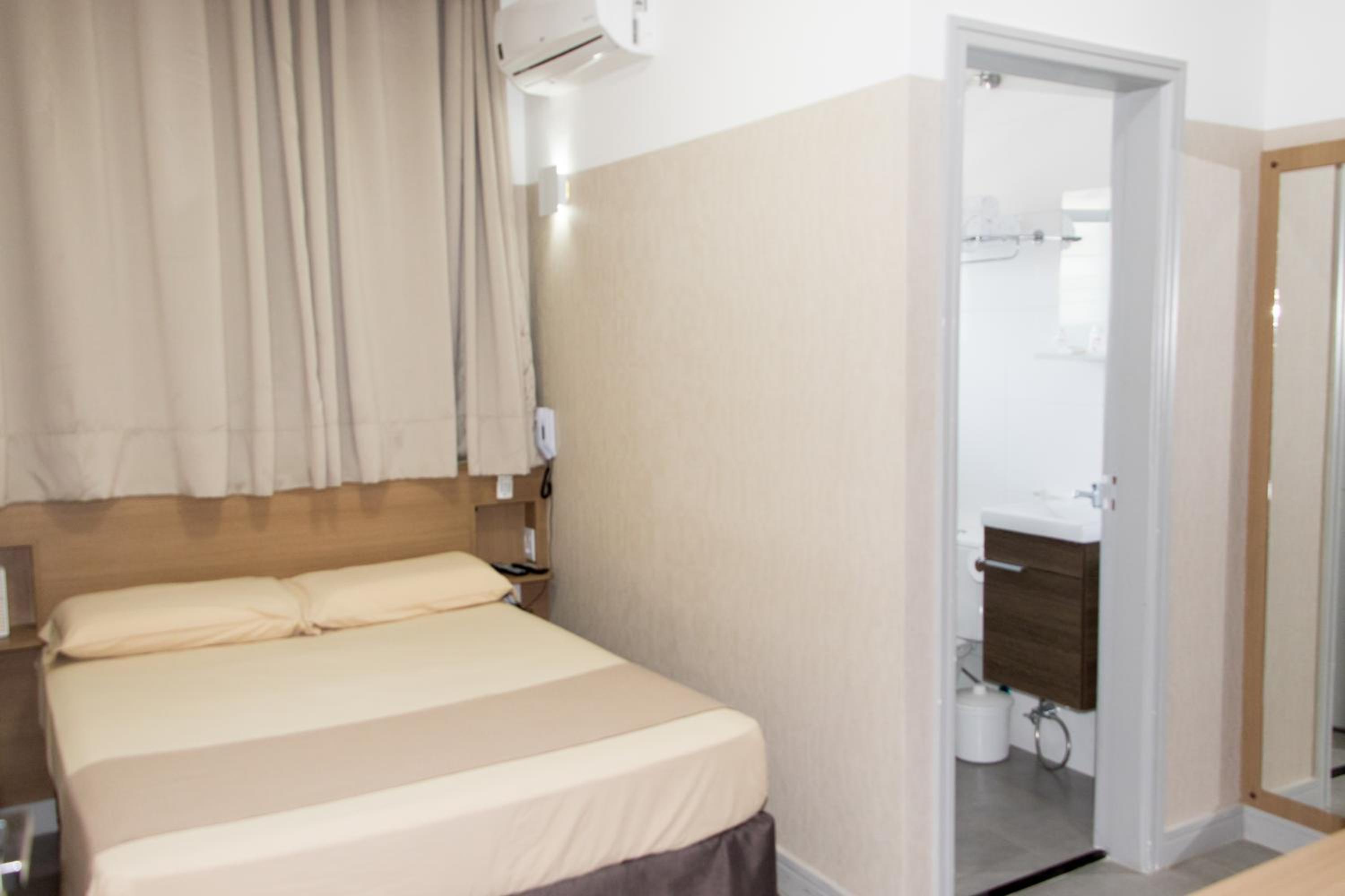 Suite - Photo 4