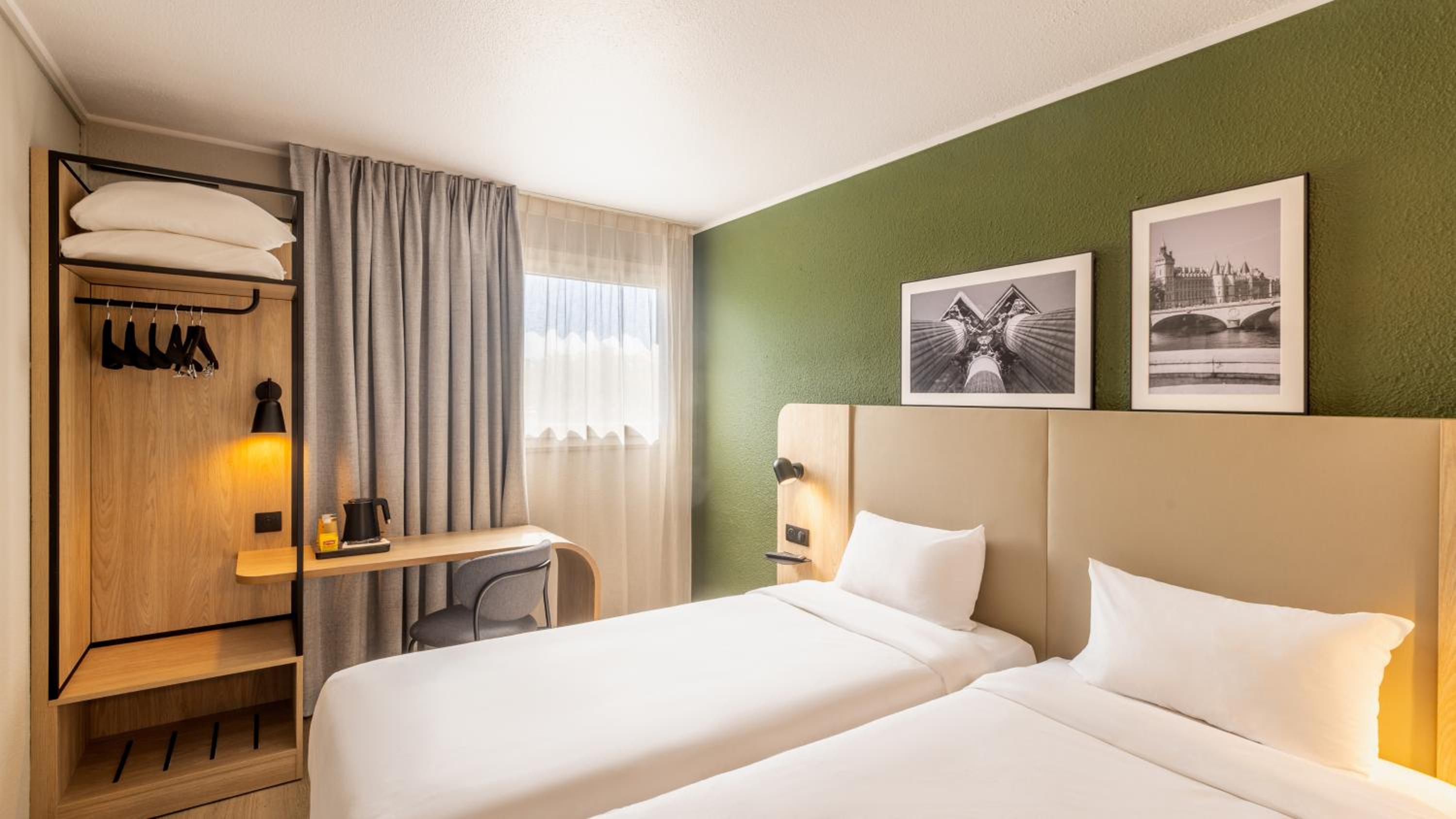 Standard Twin Room with Two Single Beds and Double Sofa Bed