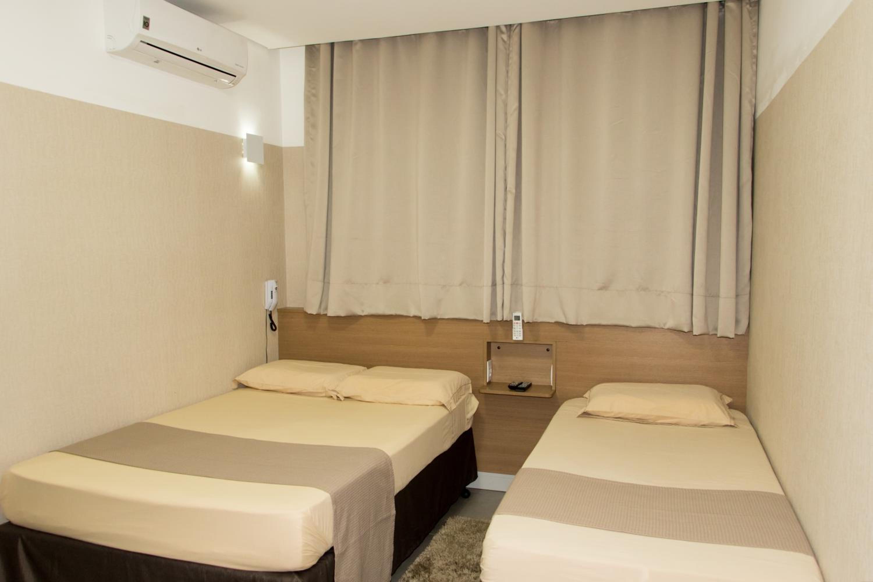 Family Double Room - Photo 1