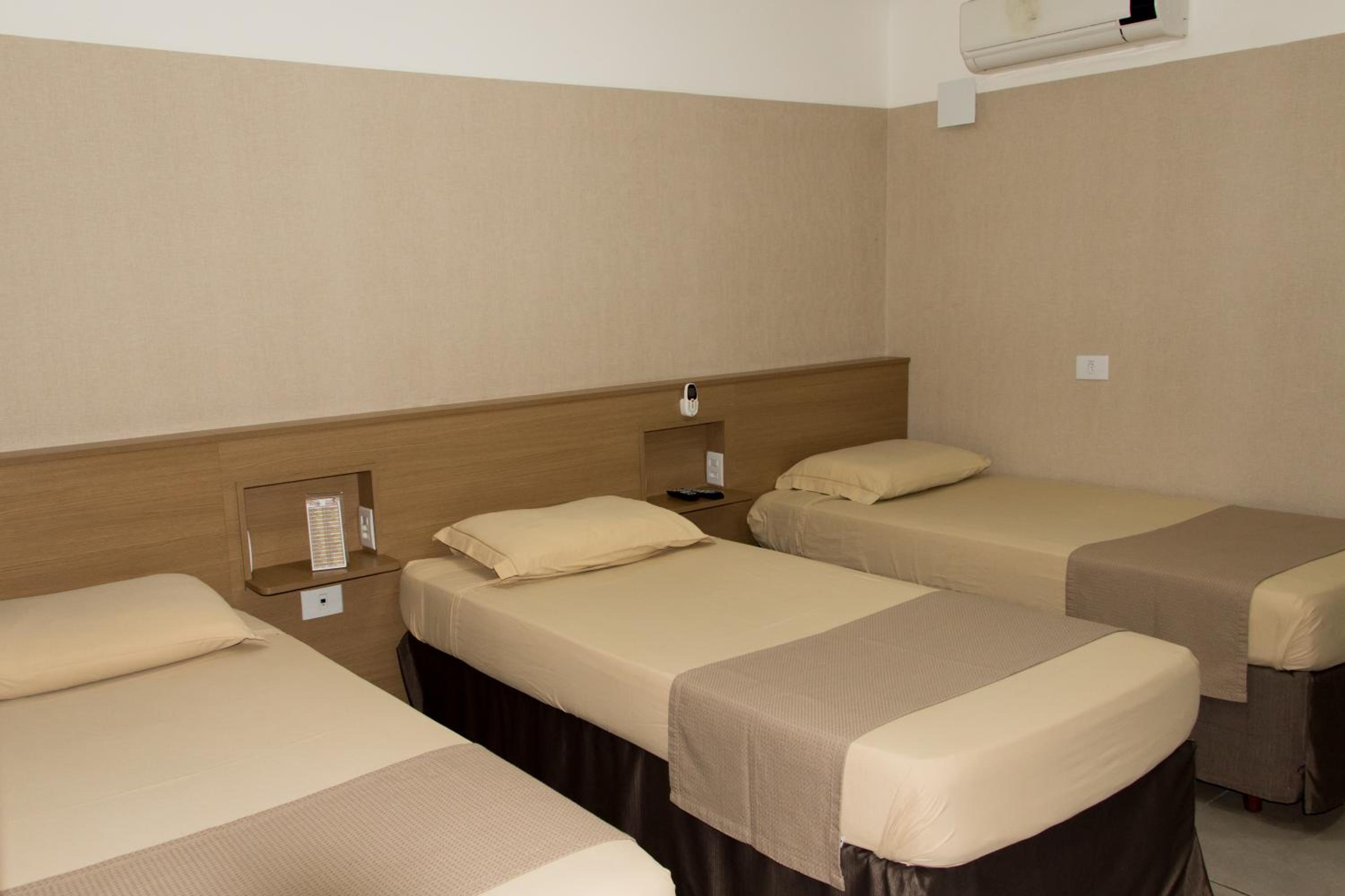 Triple Room - Photo 1