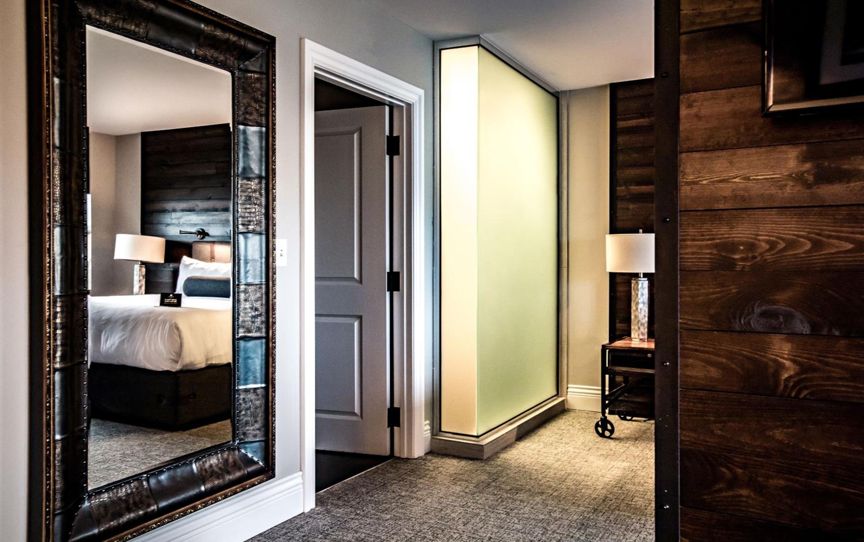 Suite - Photo 6