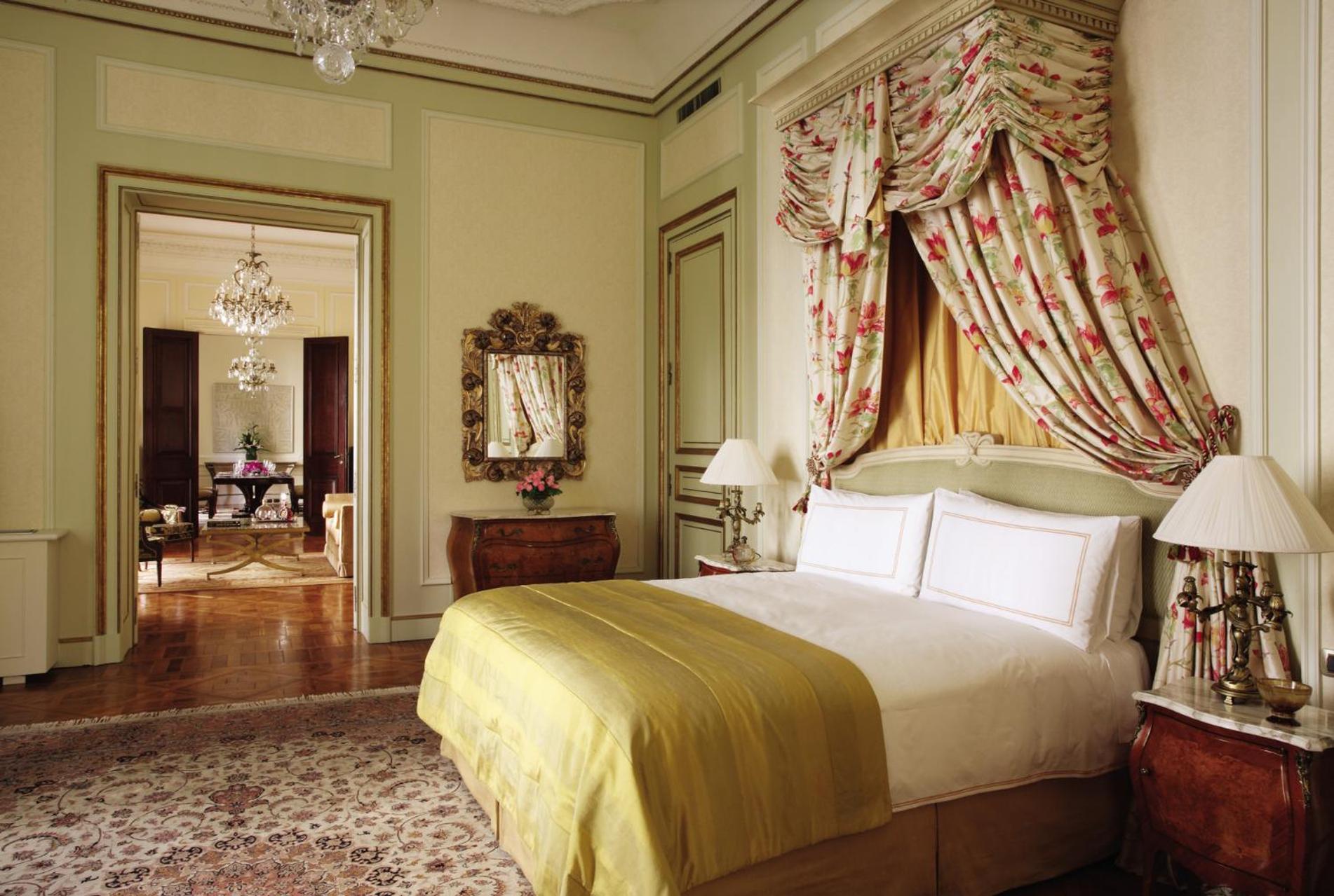 Presidential King Suite Mansion
