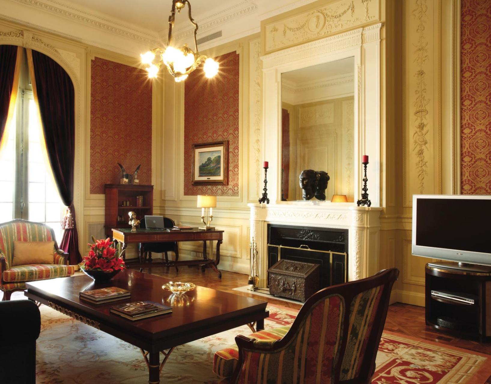 King Suite Mansion Royale