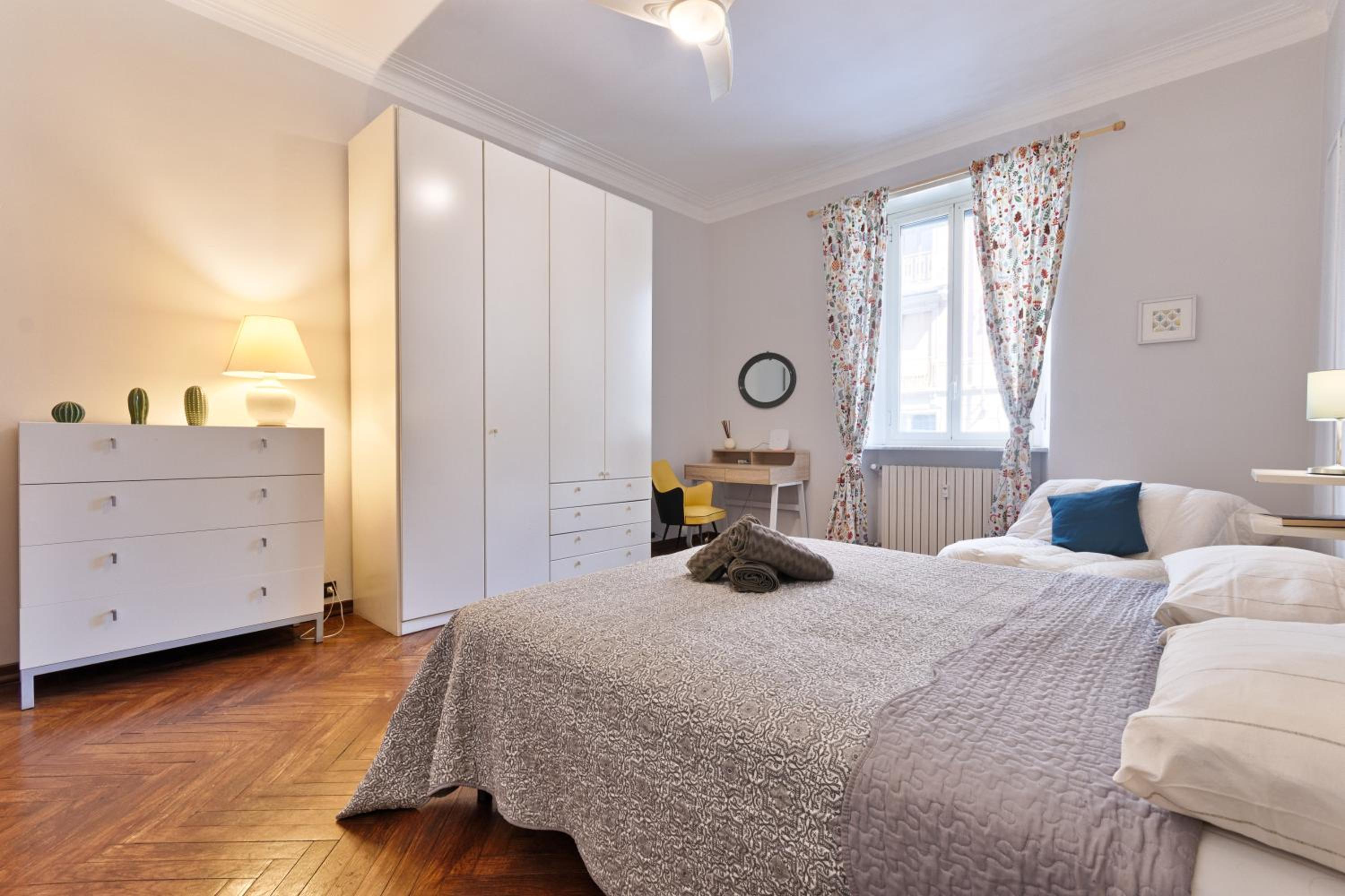 One-Bedroom Apartment - Photo 8