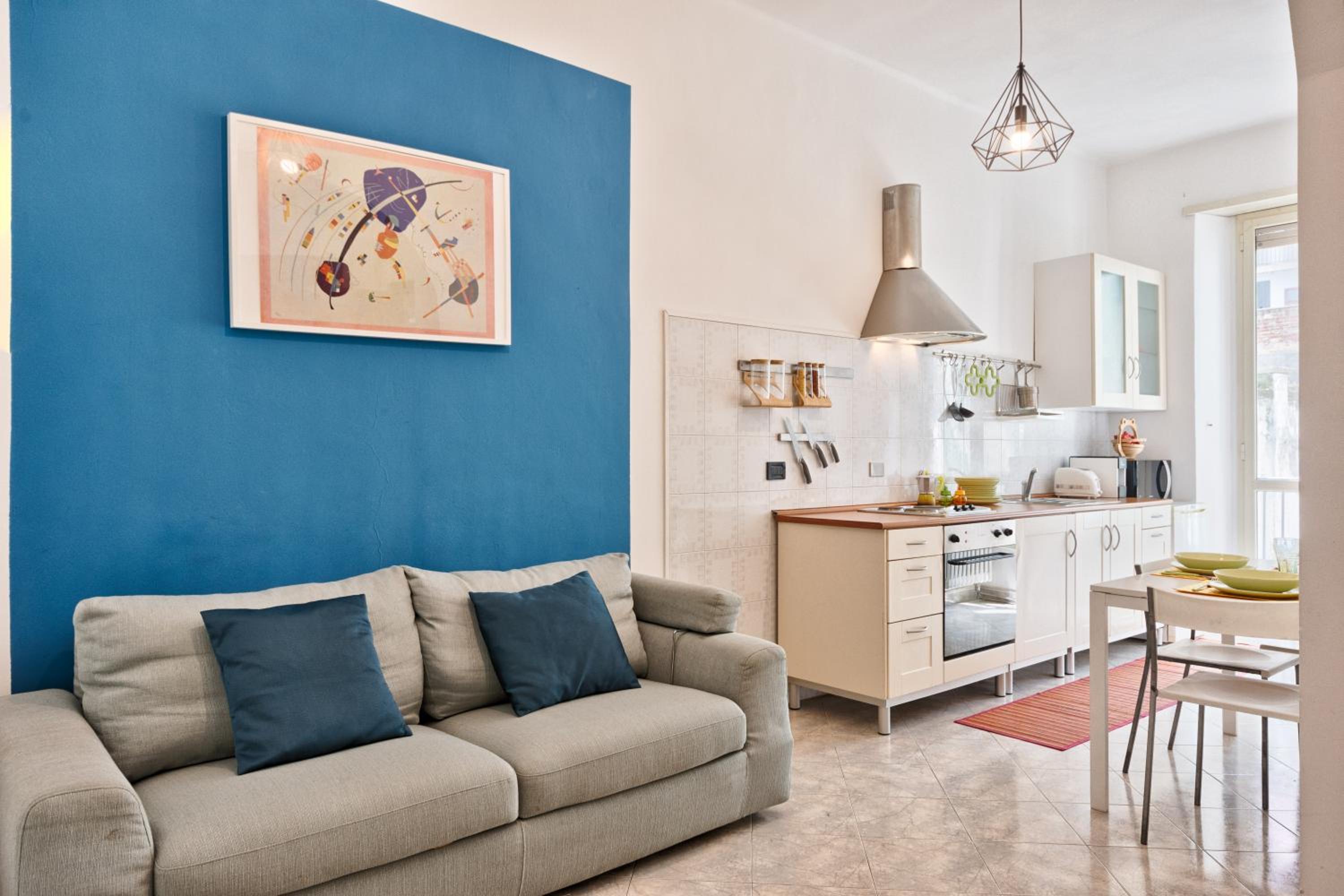 One-Bedroom Apartment - Photo 10