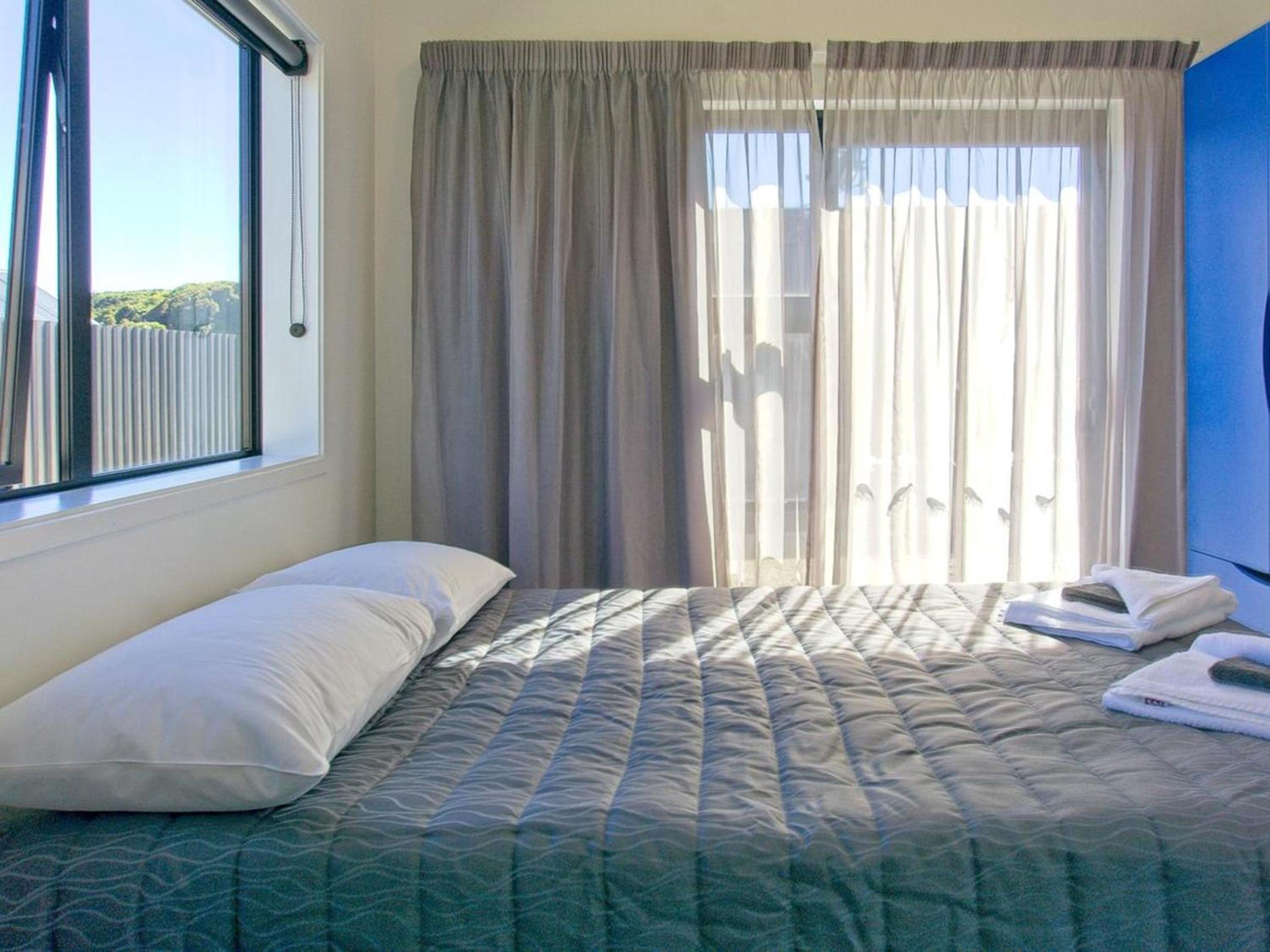 One Bedroom Motel Unit - Disability Access photo 2