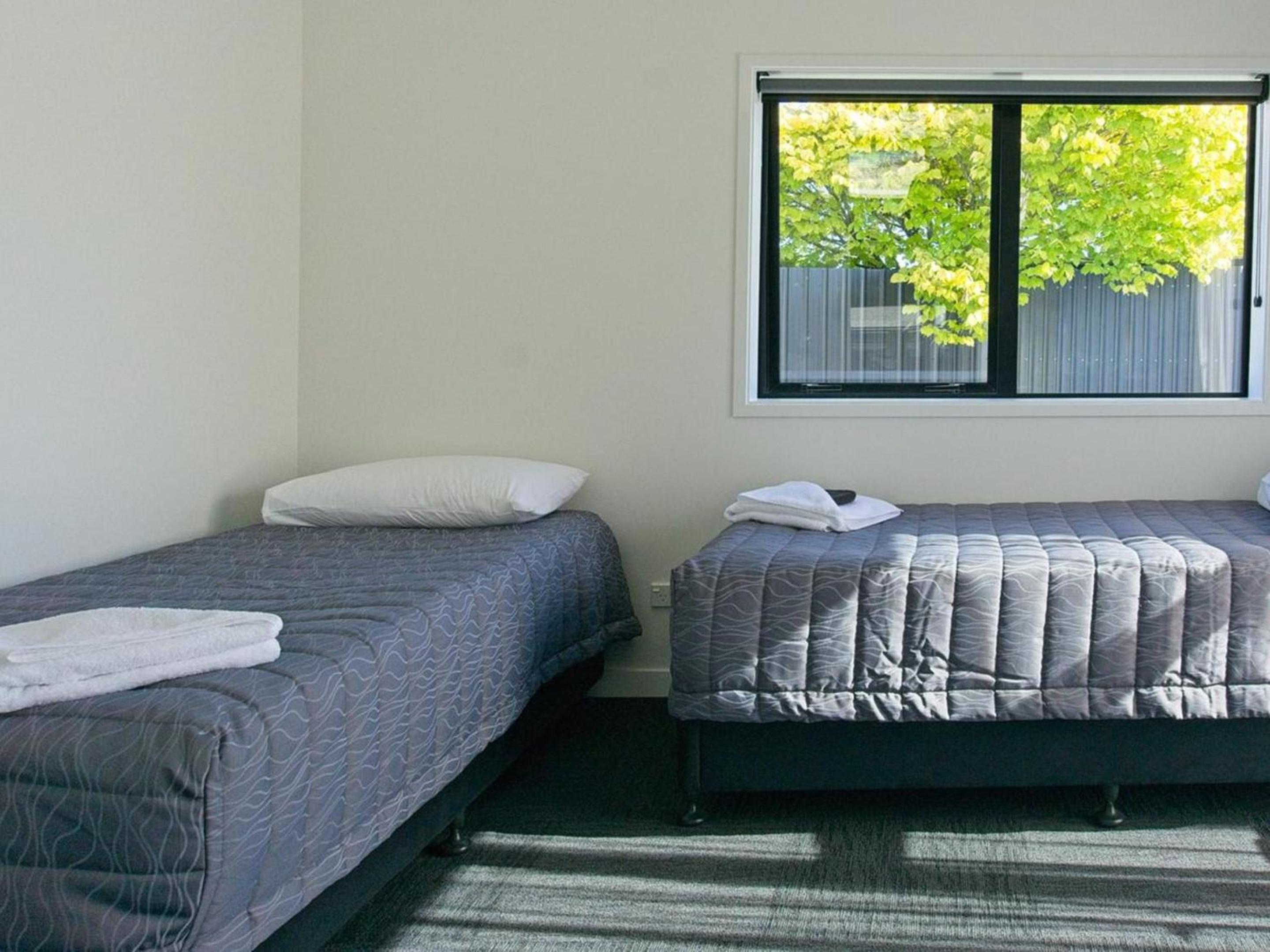 One Bedroom Twin Motel Unit photo 3