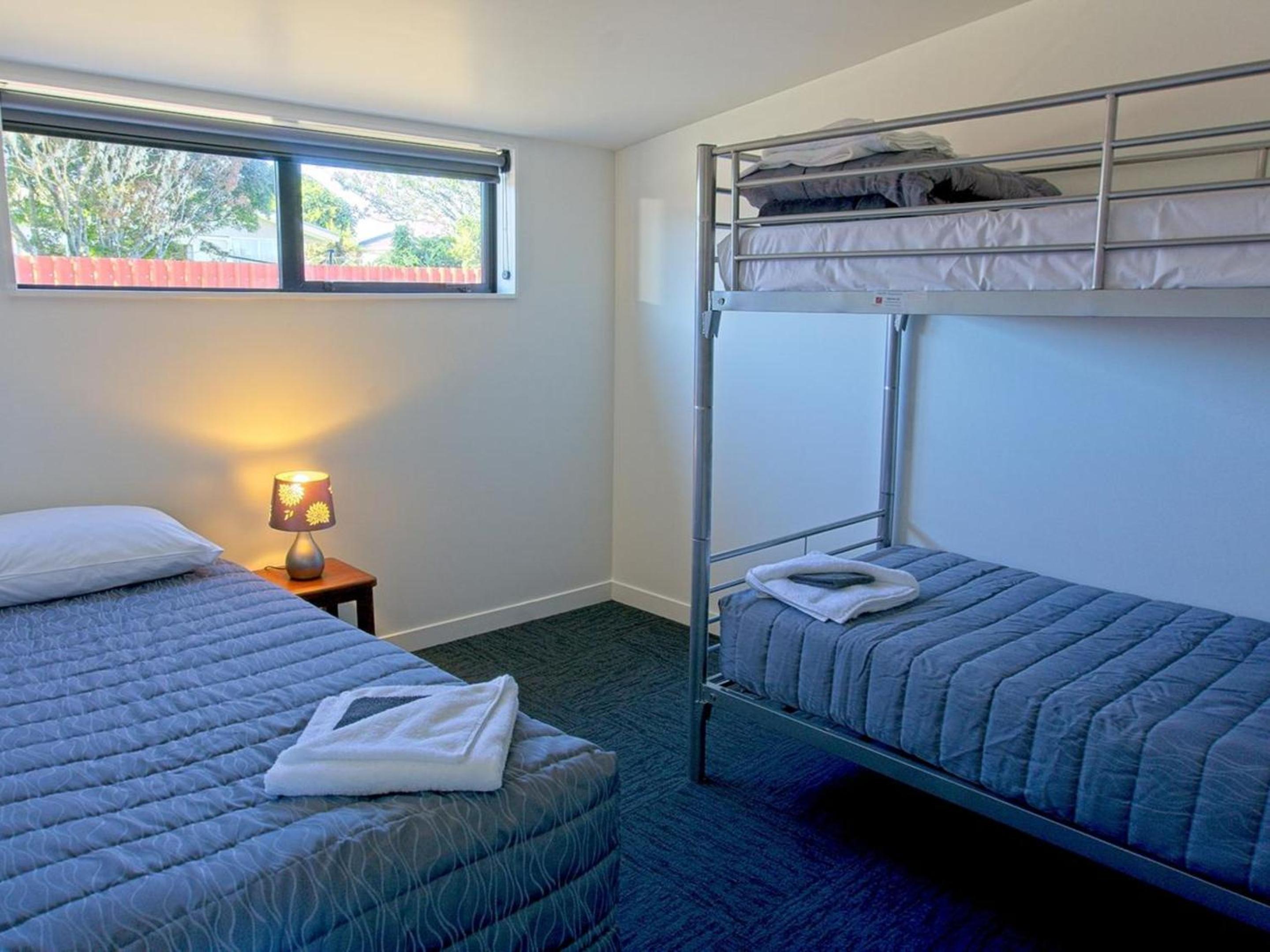 Two Bedroom Motel Unit photo 2