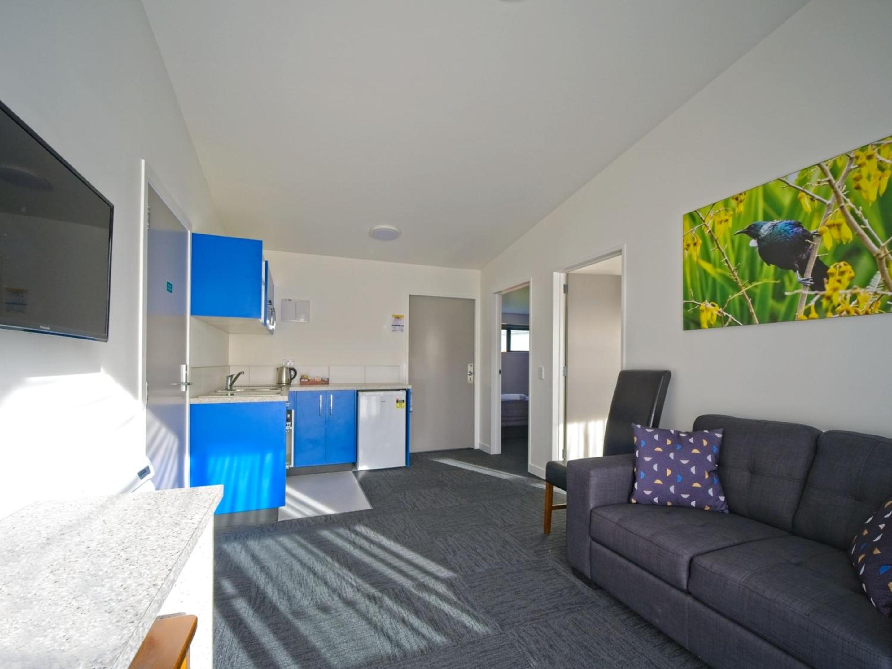 Two Bedroom Motel Unit - Disability Access photo 3