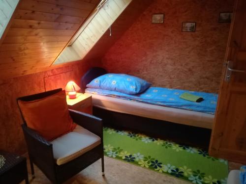 Standard Twin Room - Photo 6
