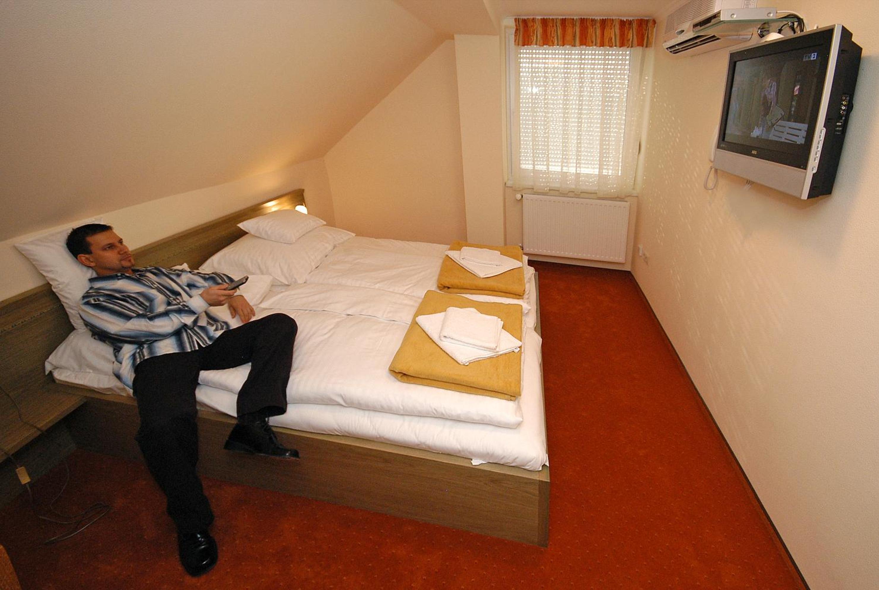Double Room photo 3