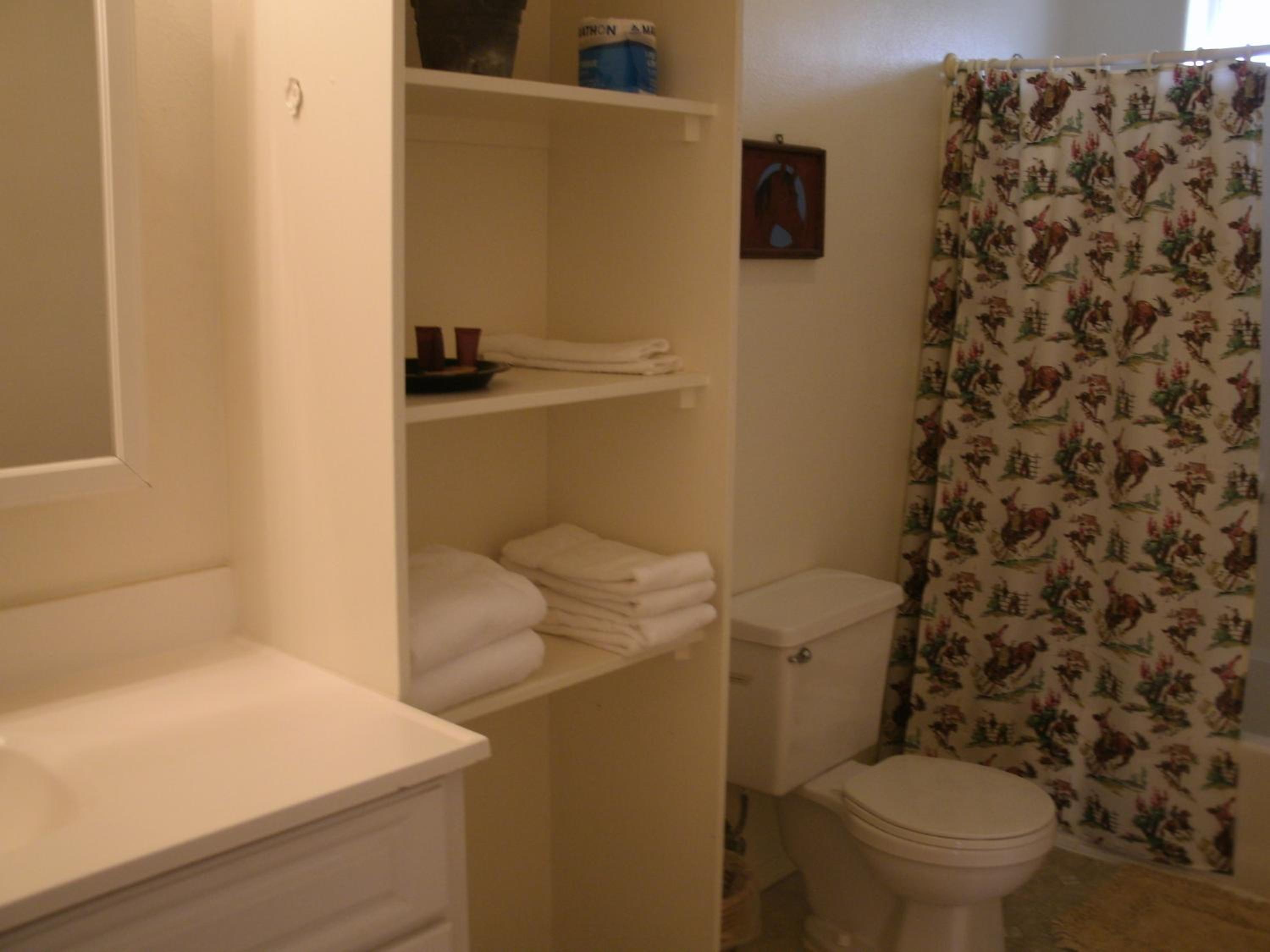 Cowboy Hideaway with One Queen Bed, One Full Bed, One Twin Bed, photo 6