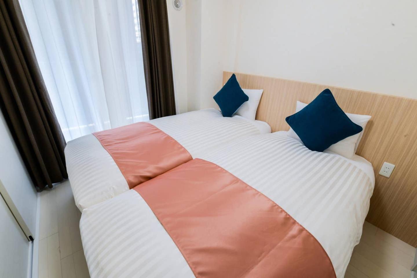 One-Bedroom Apartment - Photo 17