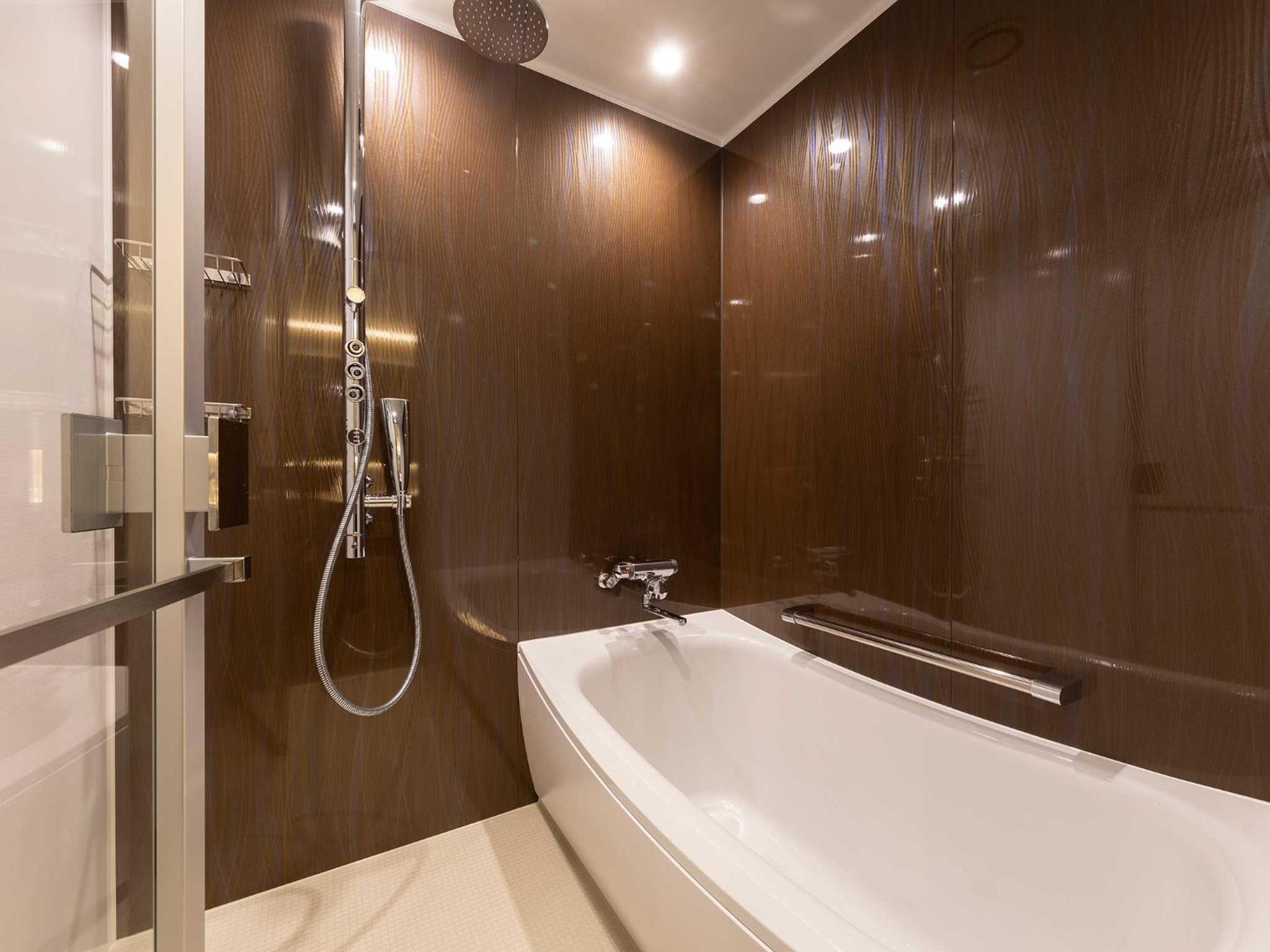 Deluxe Twin Room - Photo 19