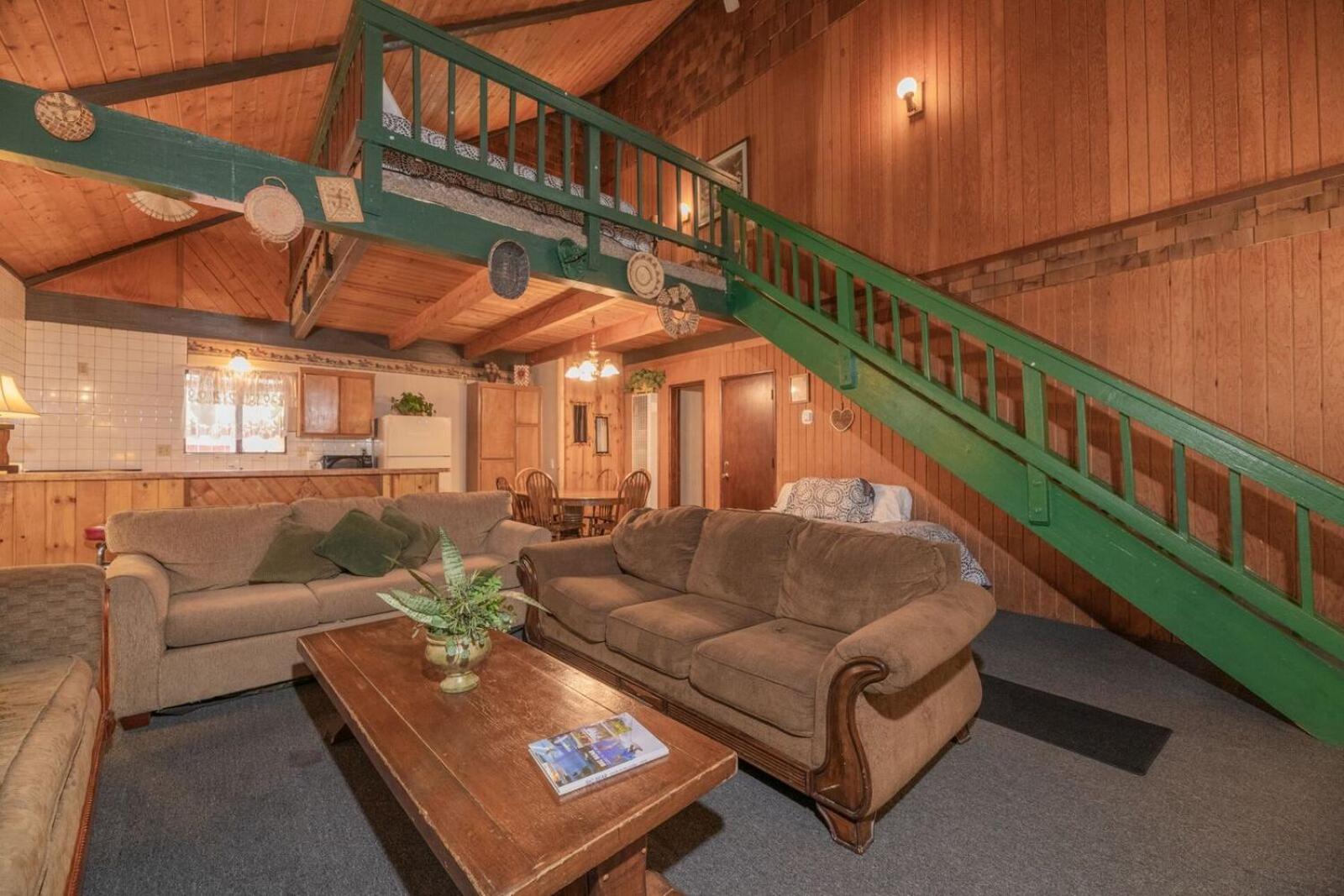 Chalet - Photo 1