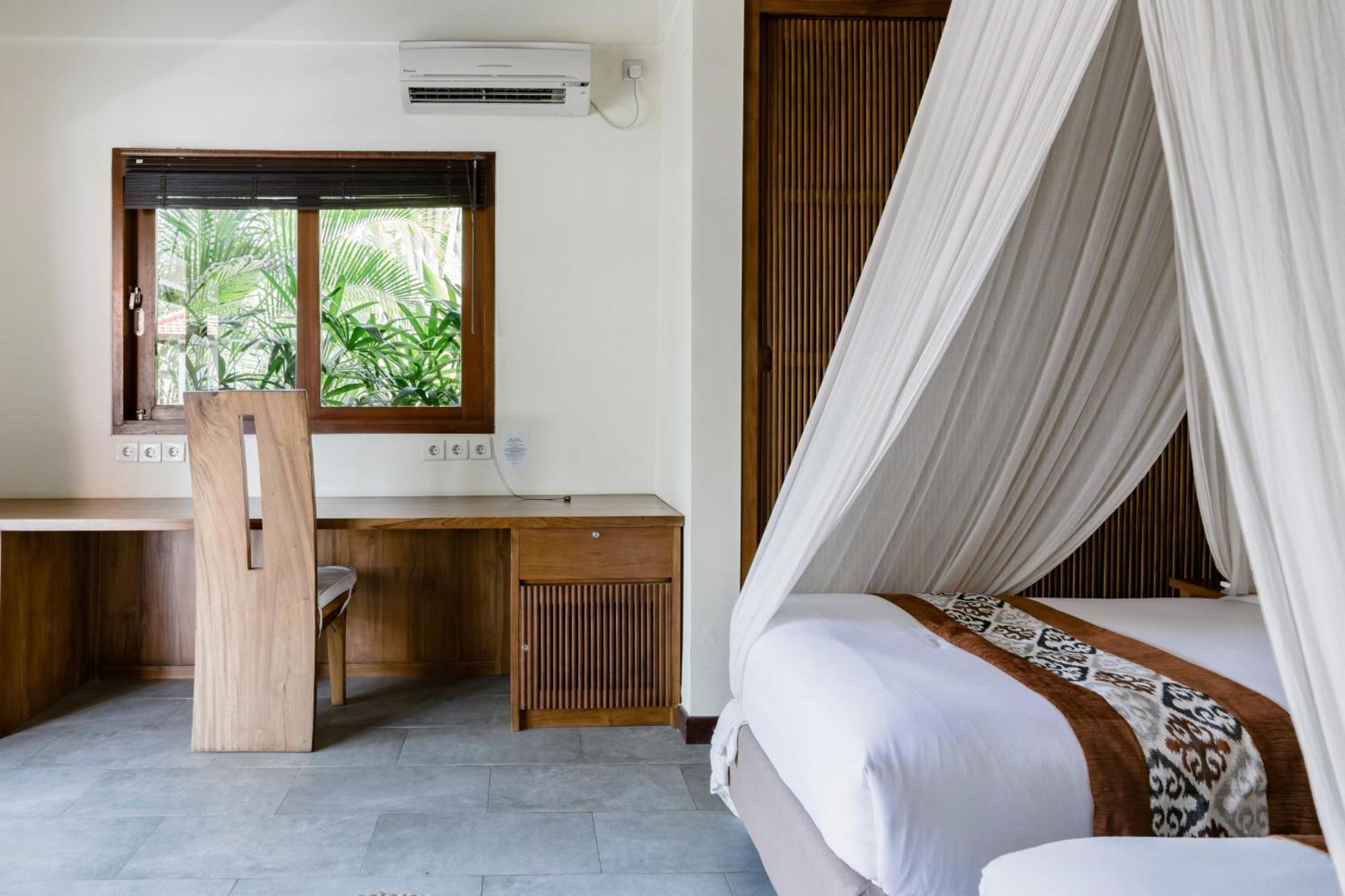Three-Bedroom Villa photo 1
