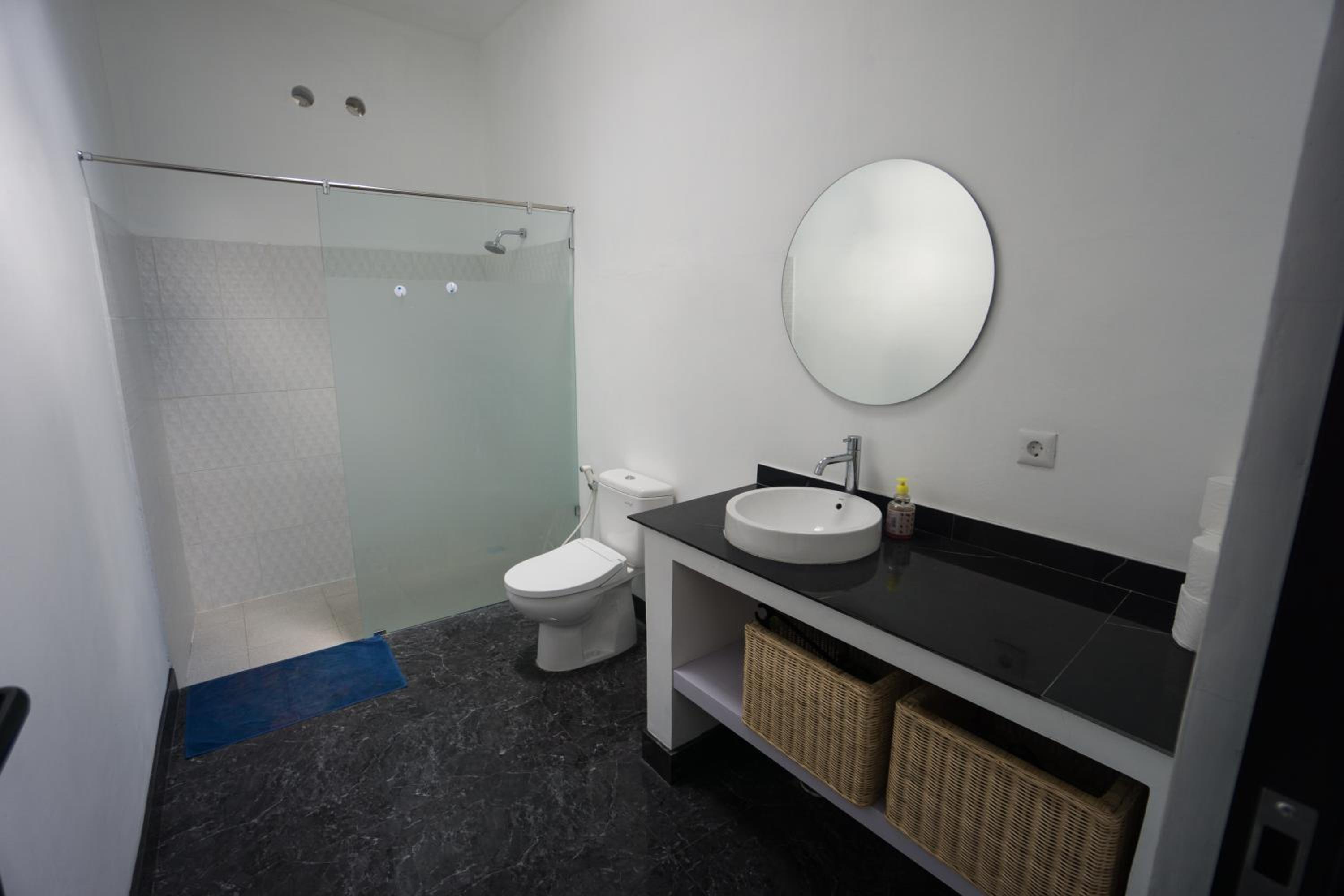 Deluxe Quadruple Room - Photo 7