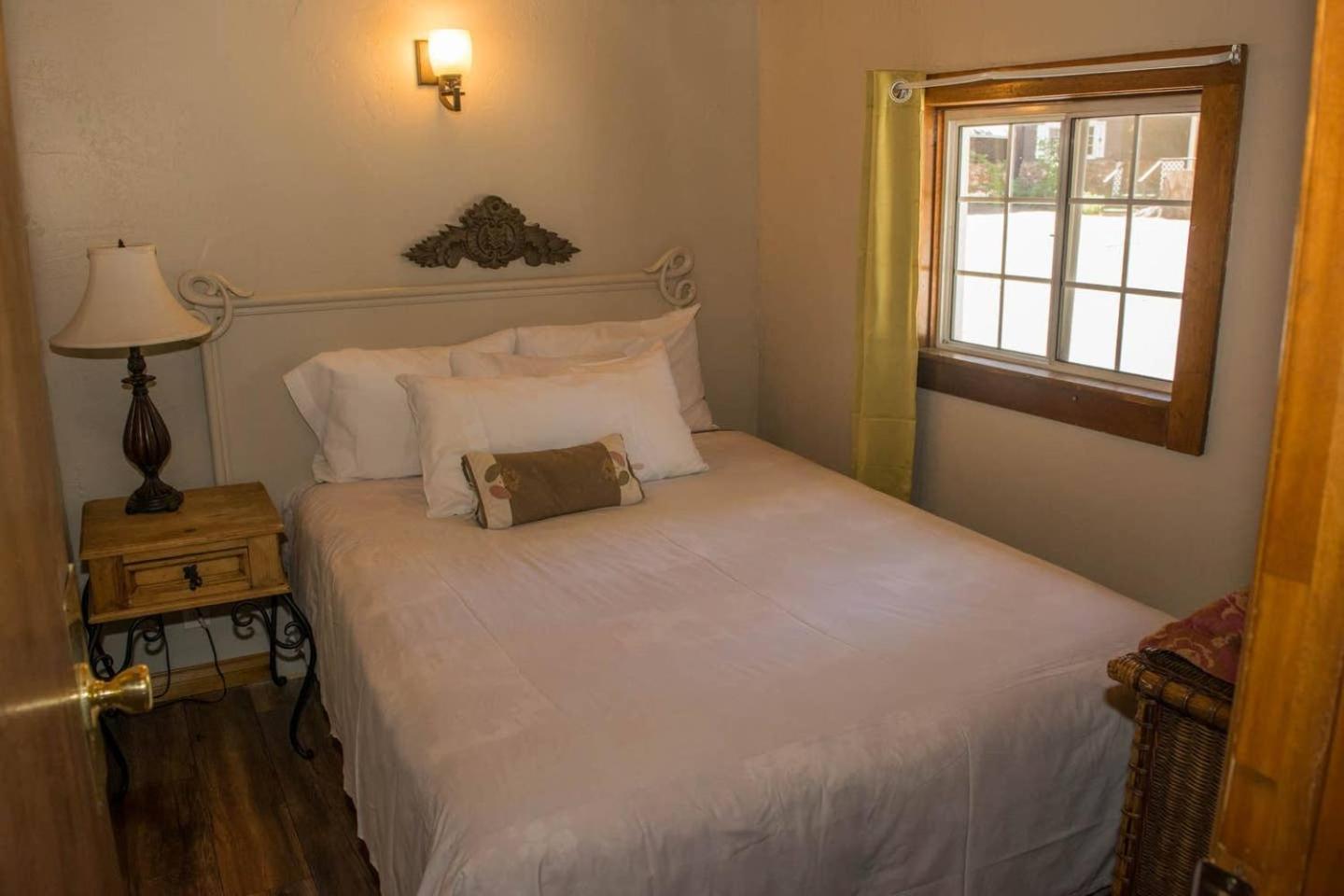Family Double Room - Photo 1