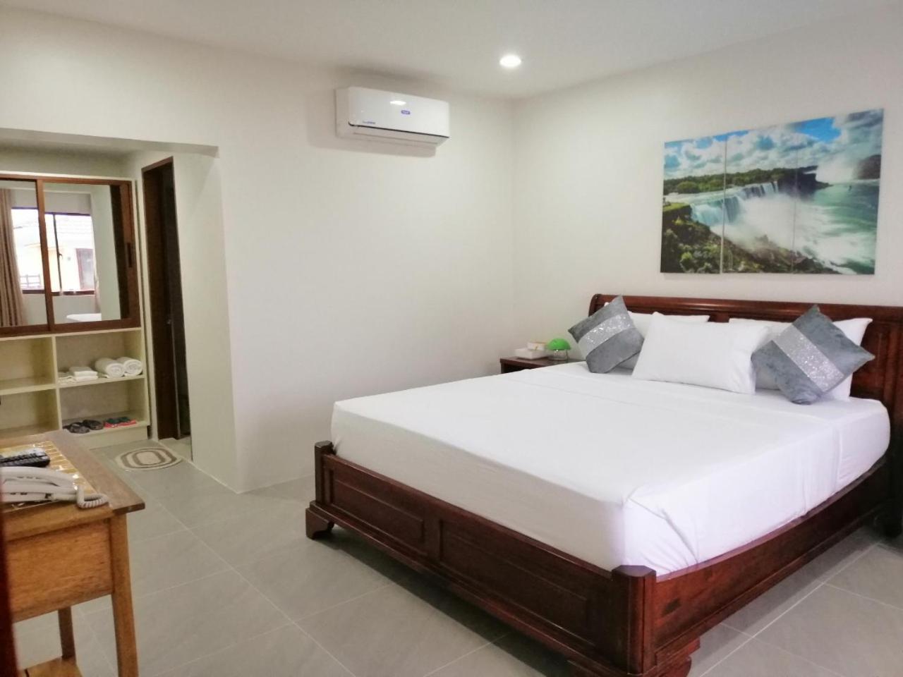 King Room with Sea View photo 1