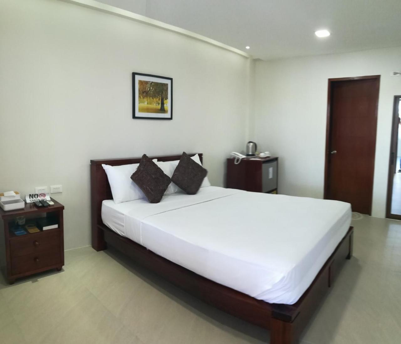 Deluxe Queen Room photo 3