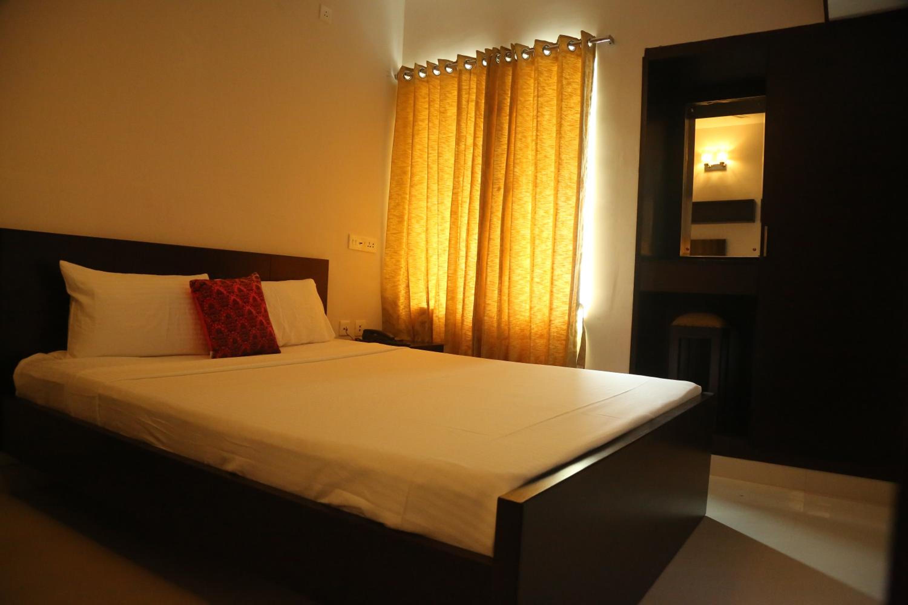 Standard Double Room - Photo 6