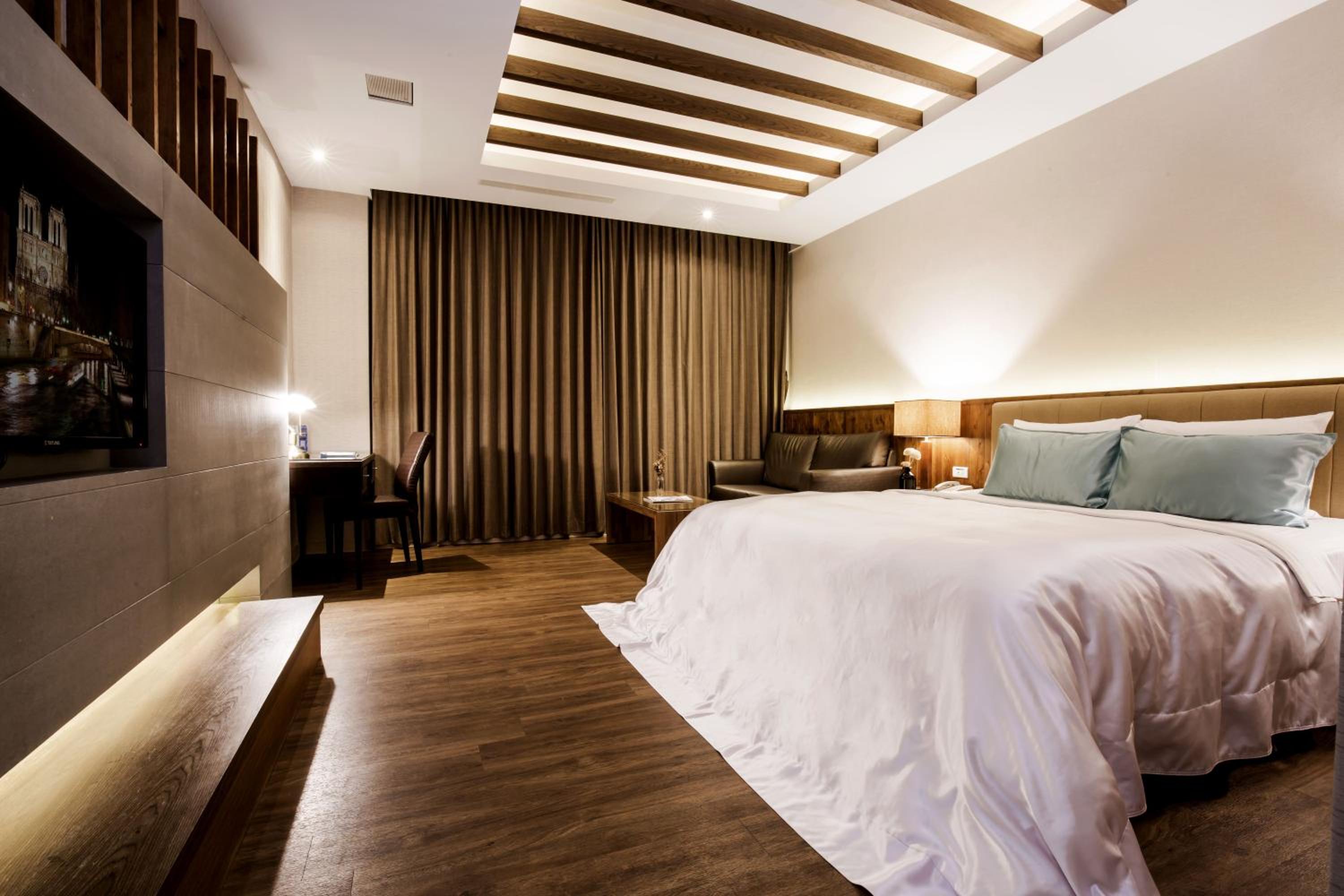 Business Double Room - Photo 20