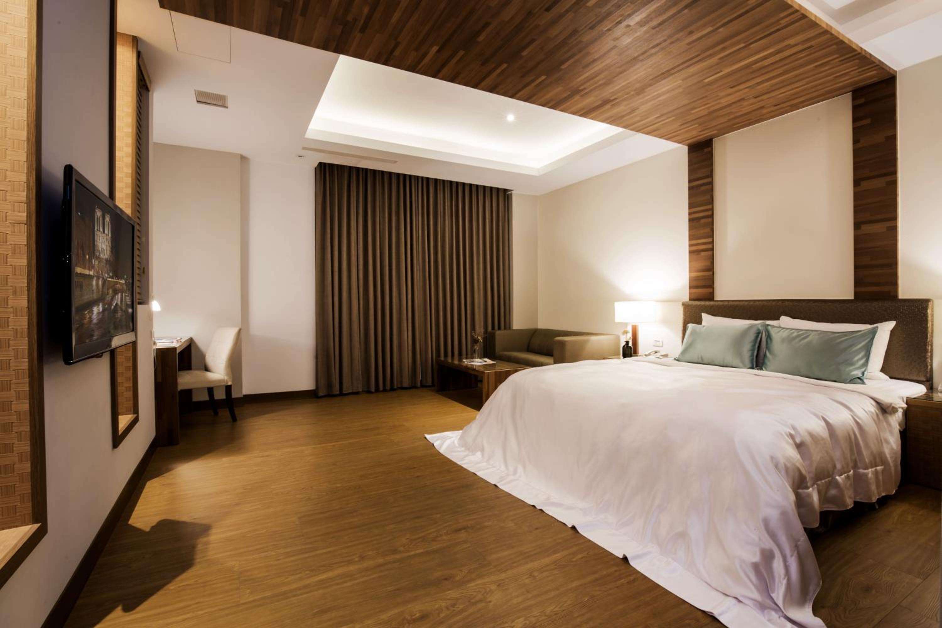 Business Double Room - Photo 18