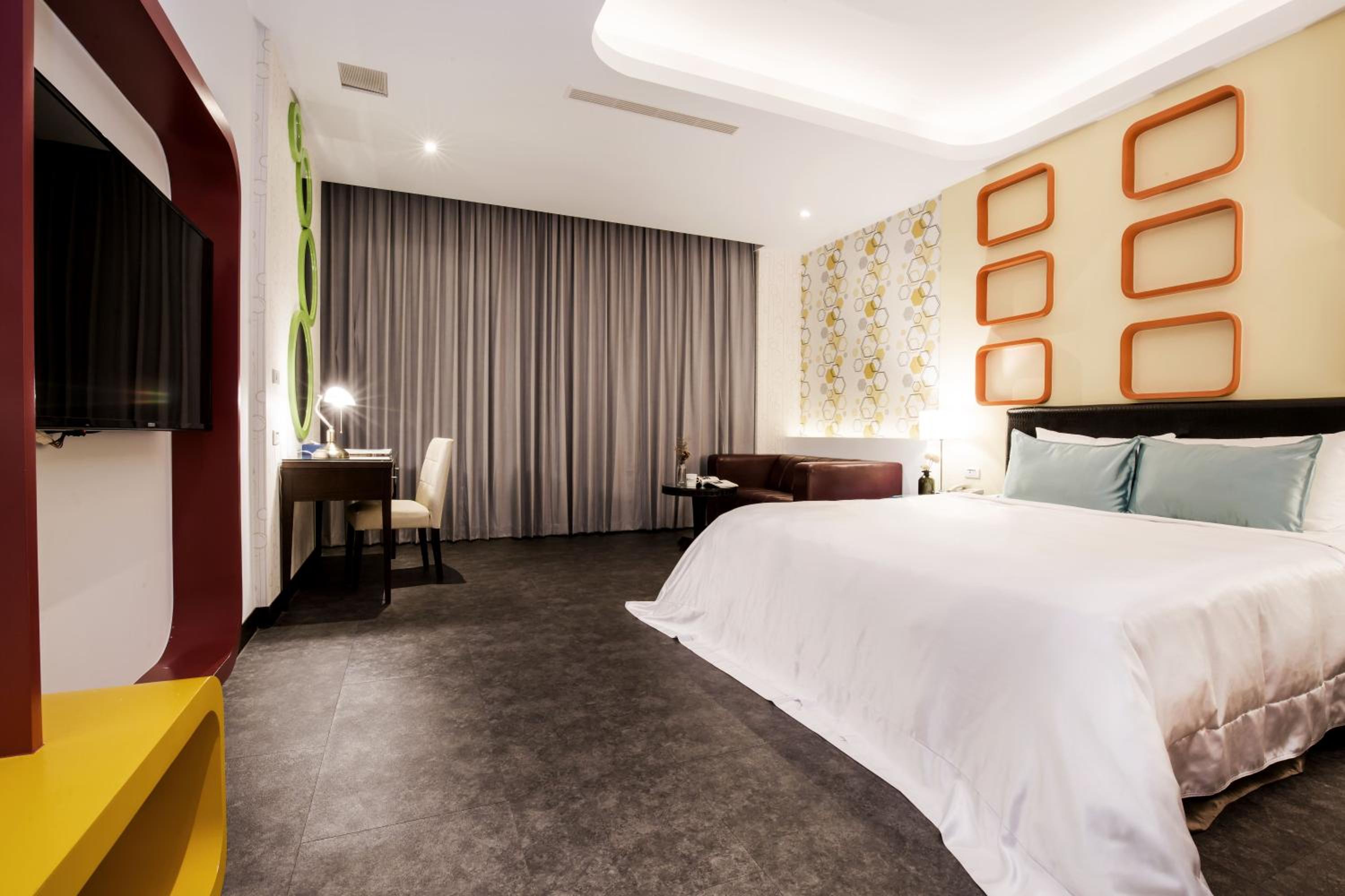 Business Double Room - Photo 10
