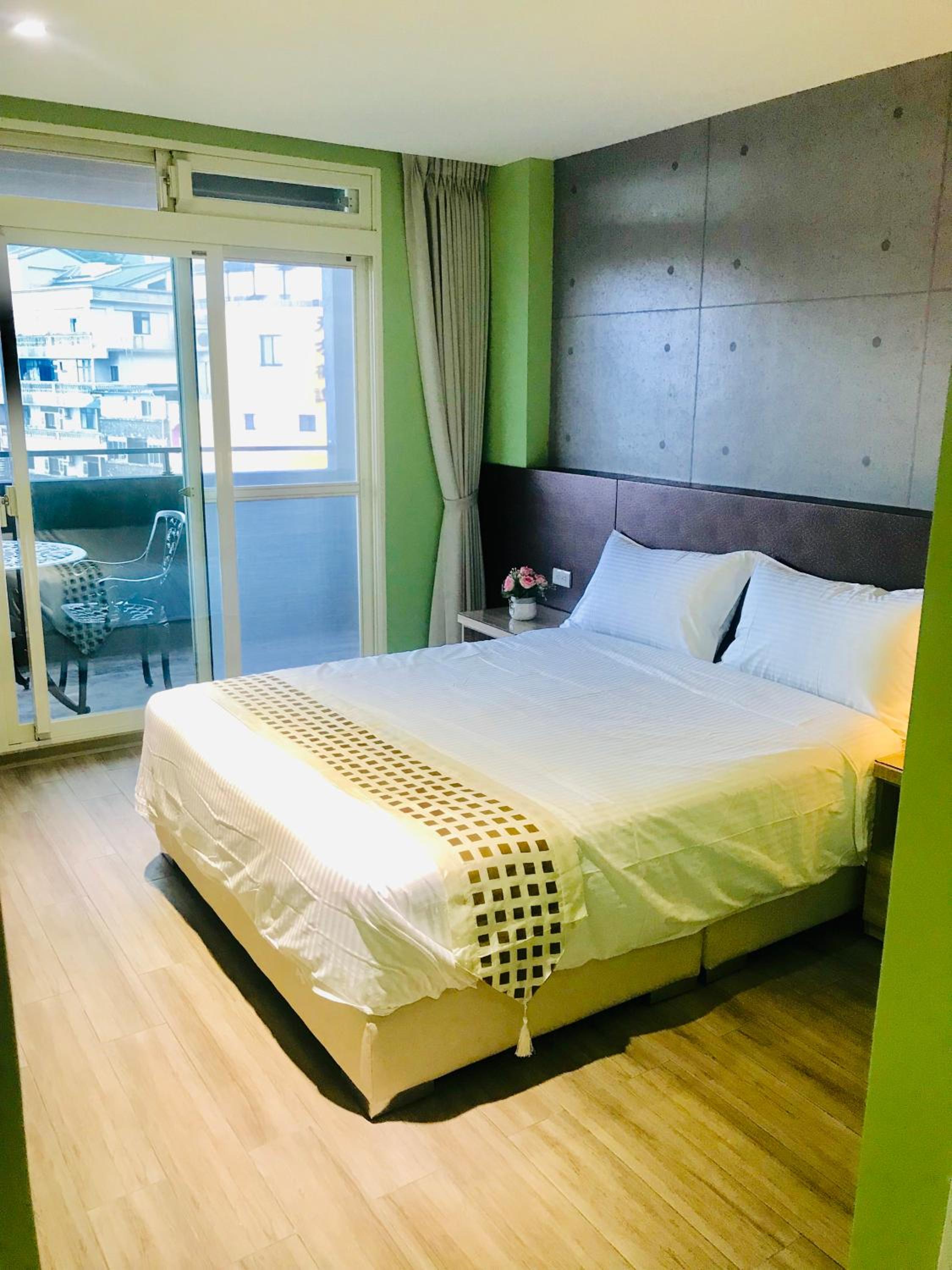 Deluxe Double Room with Balcony and Sea View