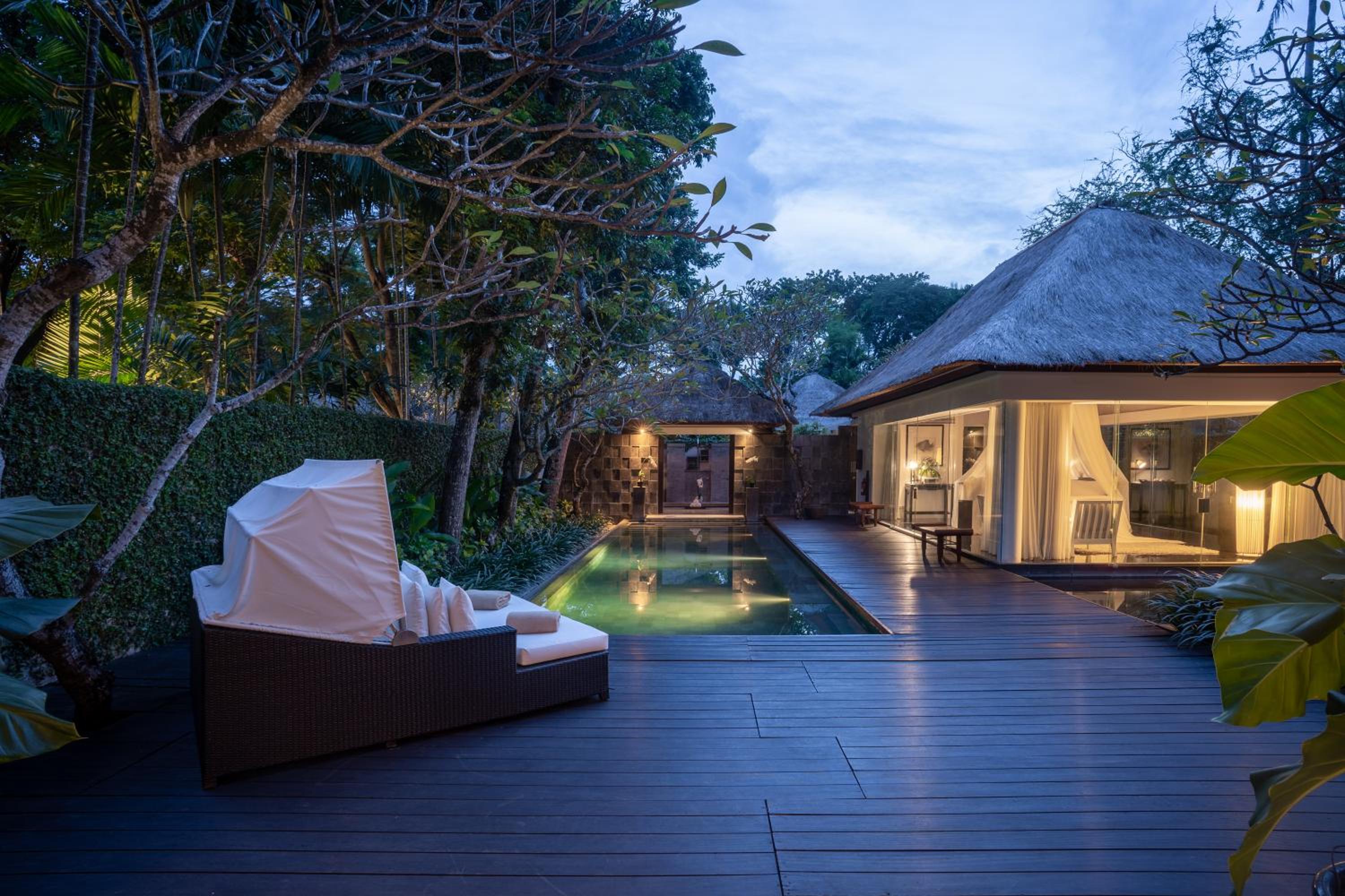 One-Bedroom Luxury Pool Villa with Free Airport Transfer - Photo 6