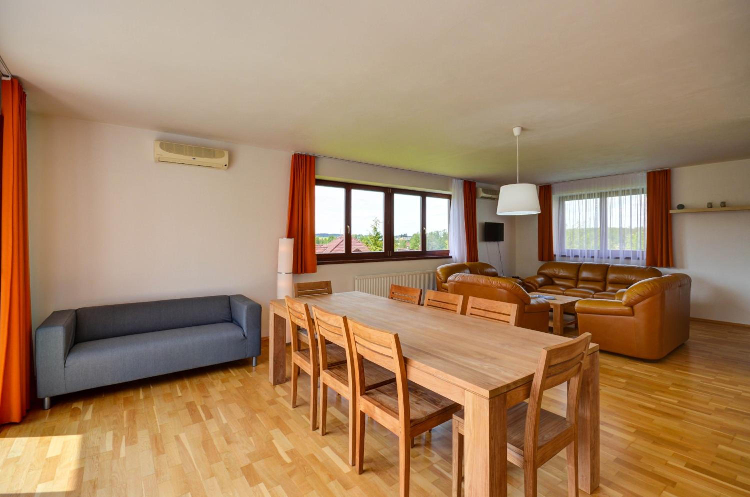 Three-Bedroom House photo 1