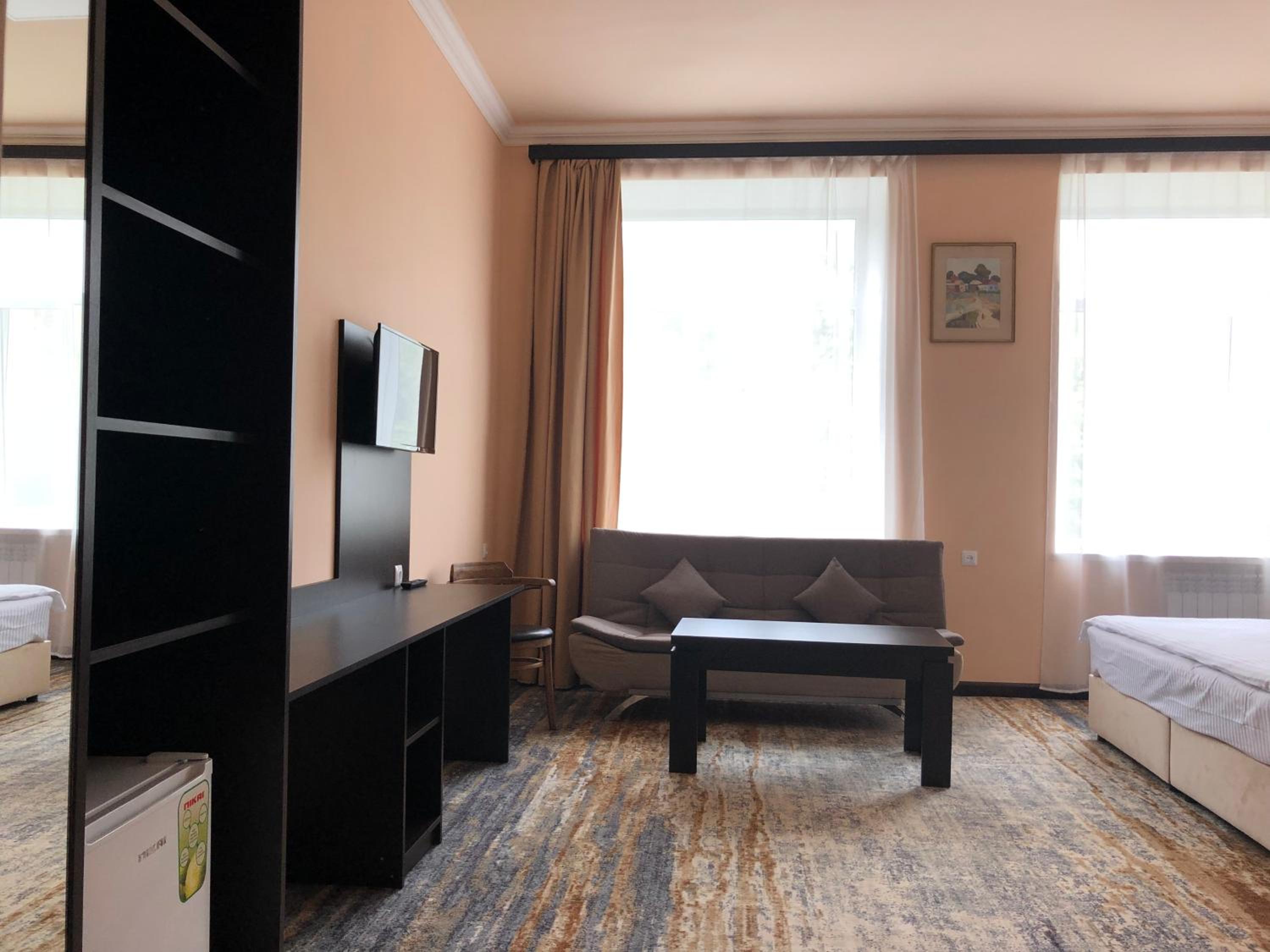 Deluxe Double or Twin Room photo 2
