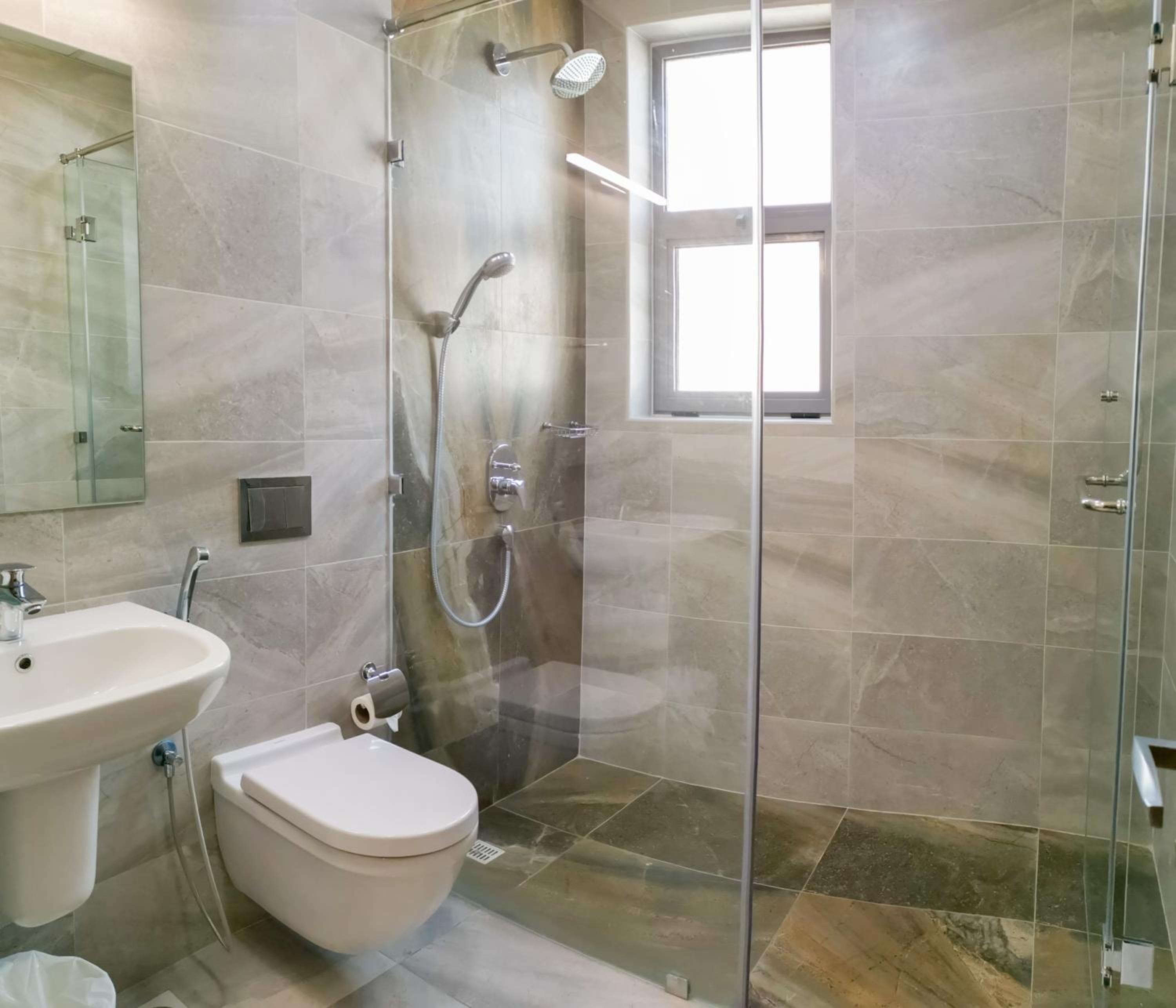 Two-Bedroom Suite - Photo 3