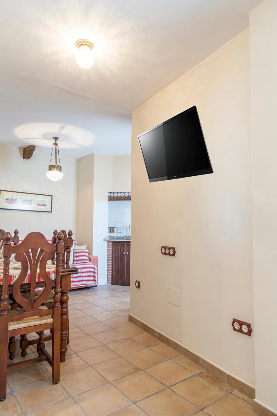 Two-Bedroom Apartment - Photo 20