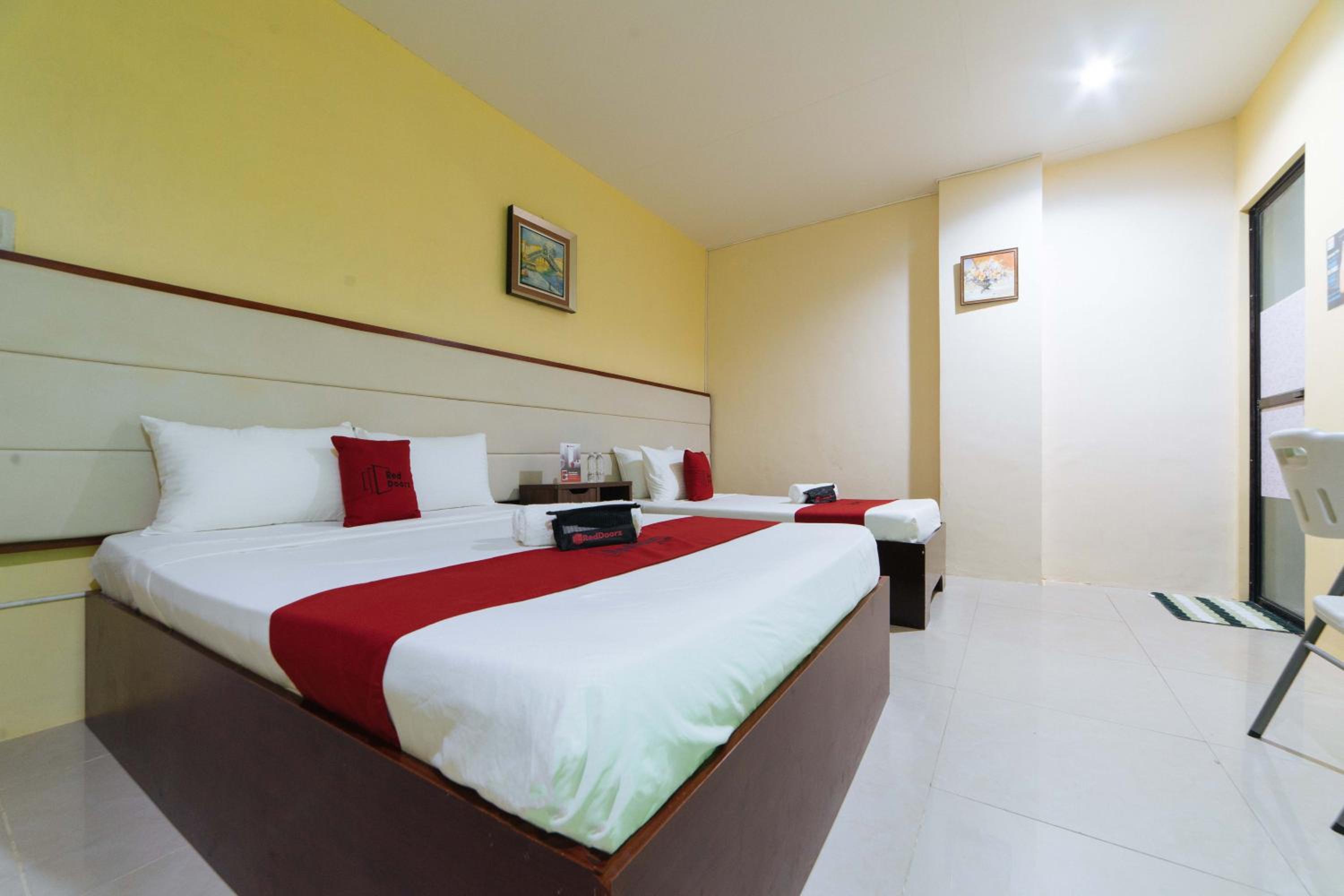 Triple Room - Photo 8