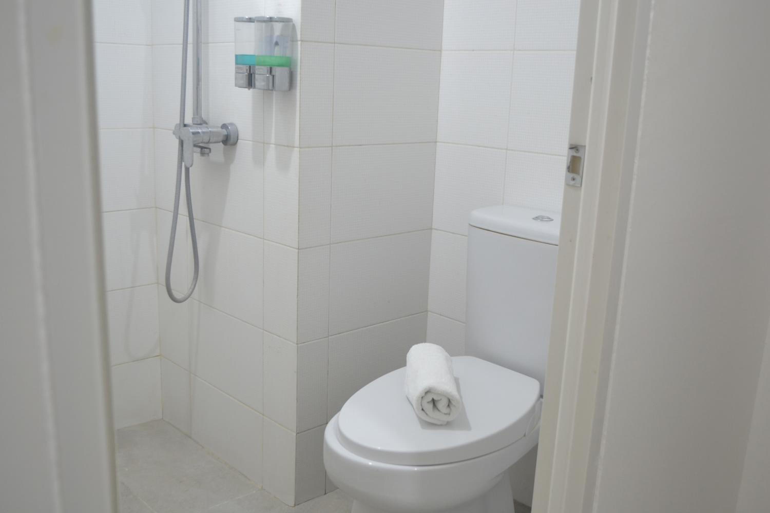 Studio Apartment photo 2