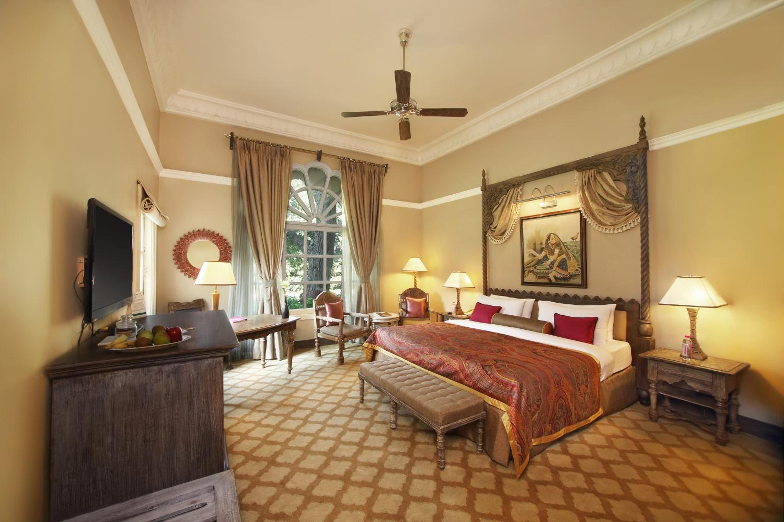Luxury Room Garden View King Bed - Photo 6