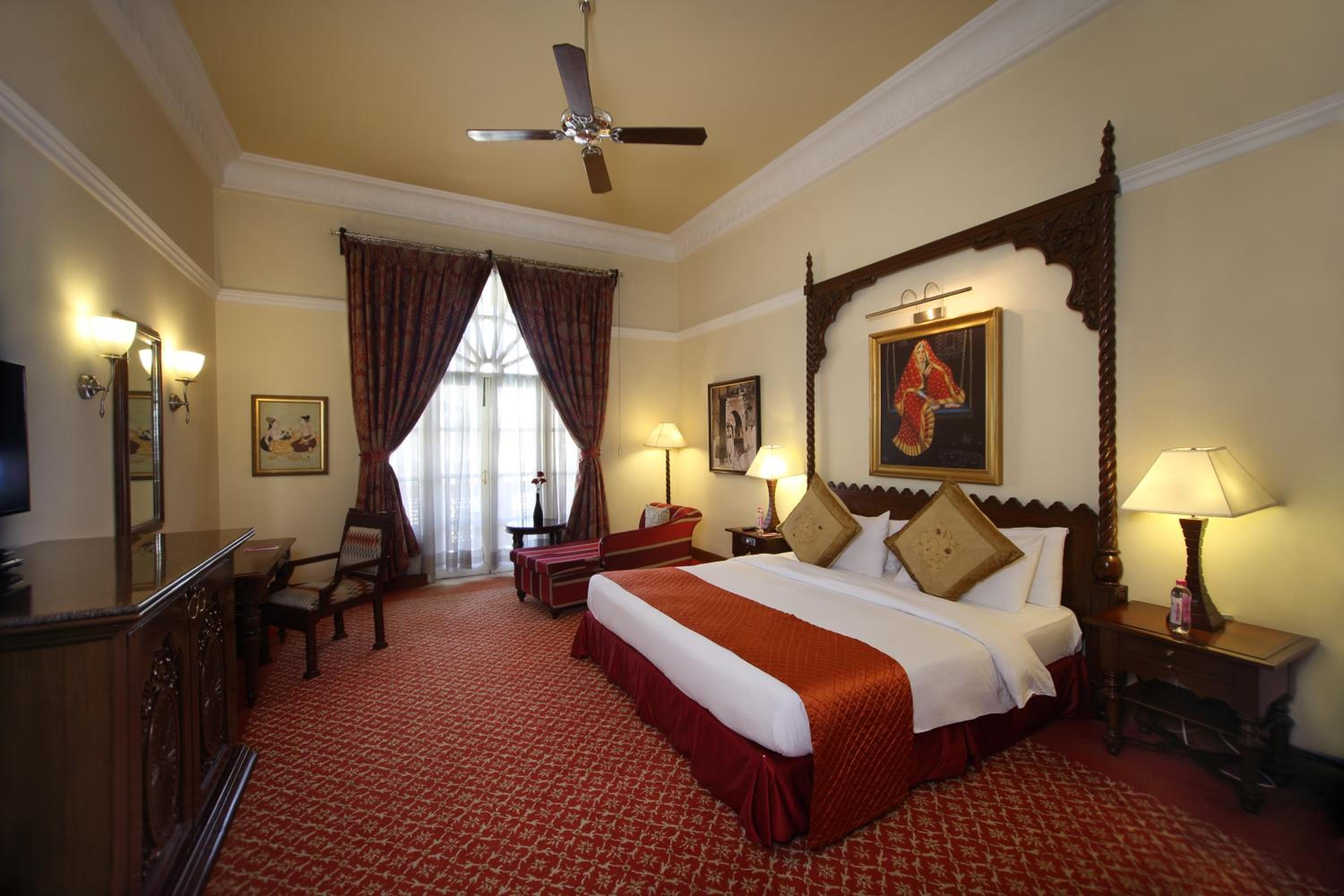 Premium Suite 1 Bedroom King Bed