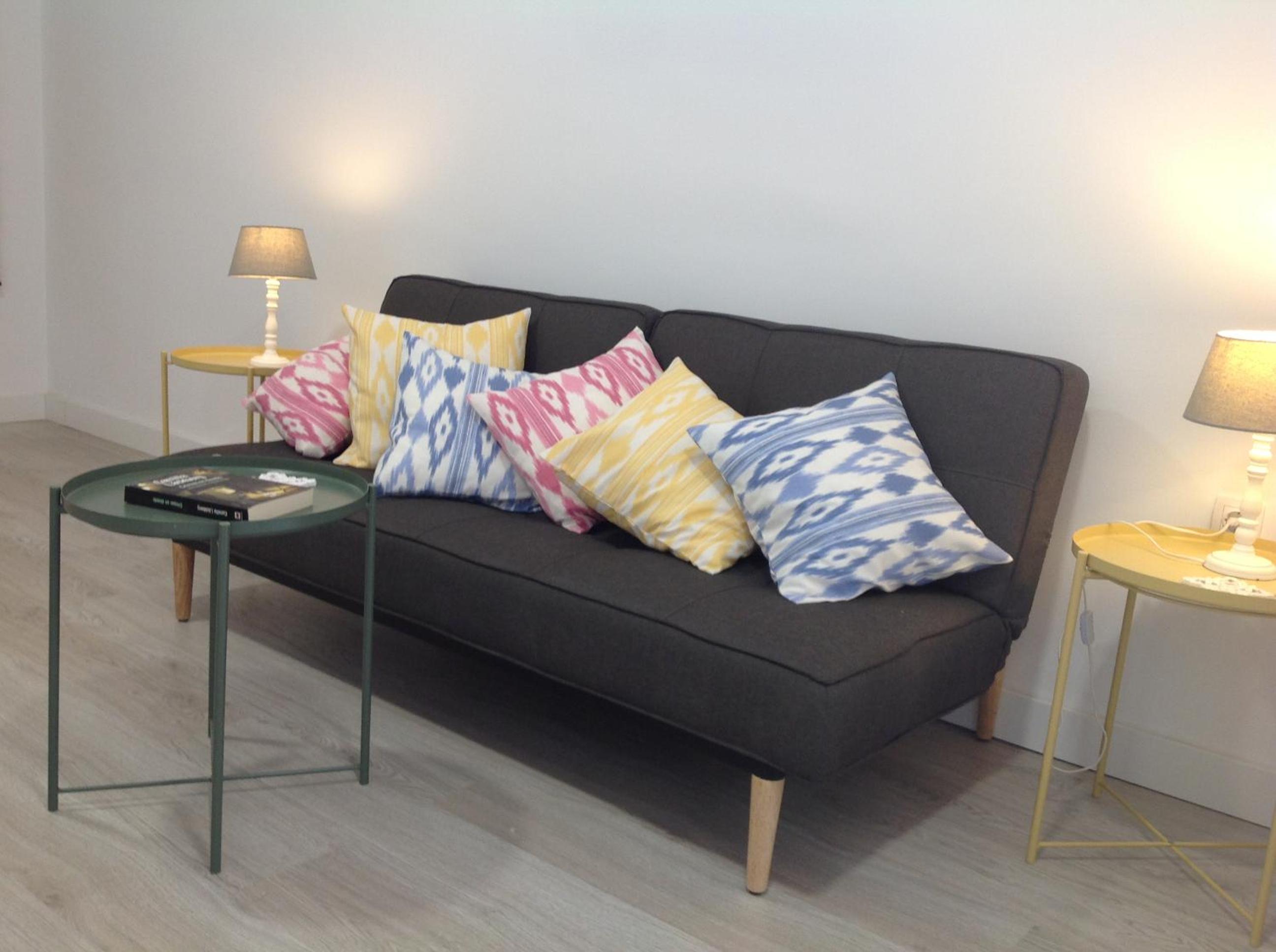 Three-Bedroom Apartment - Photo 7