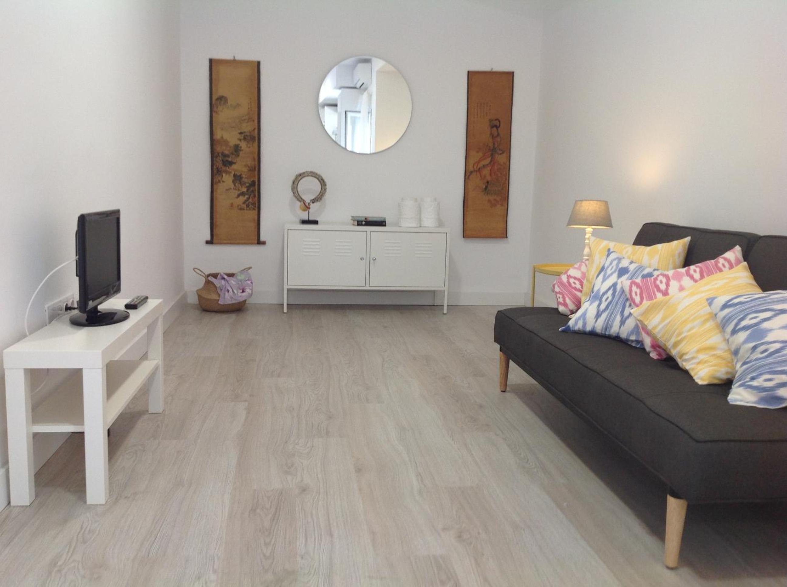 Three-Bedroom Apartment - Photo 24