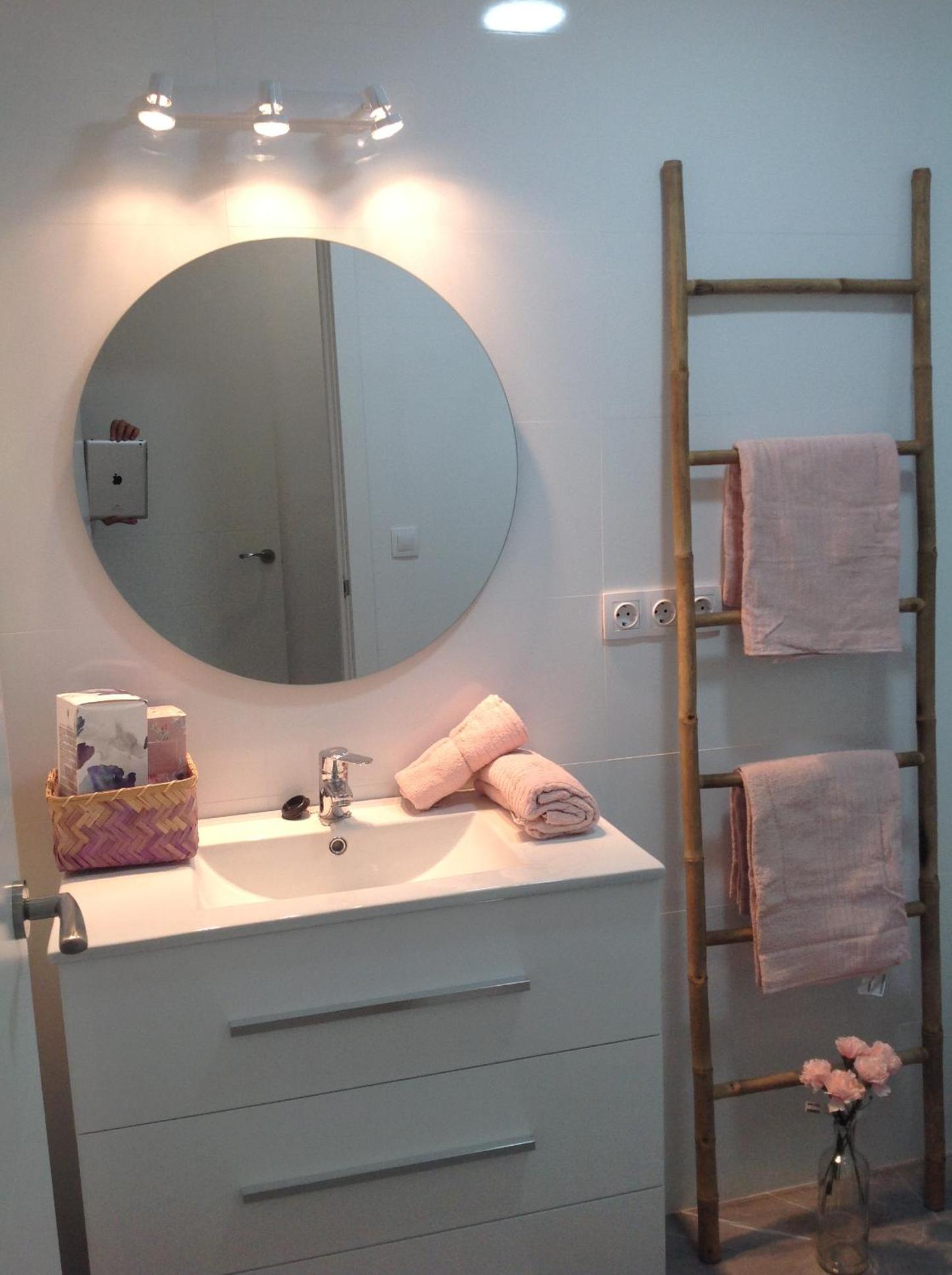 Three-Bedroom Apartment - Photo 25