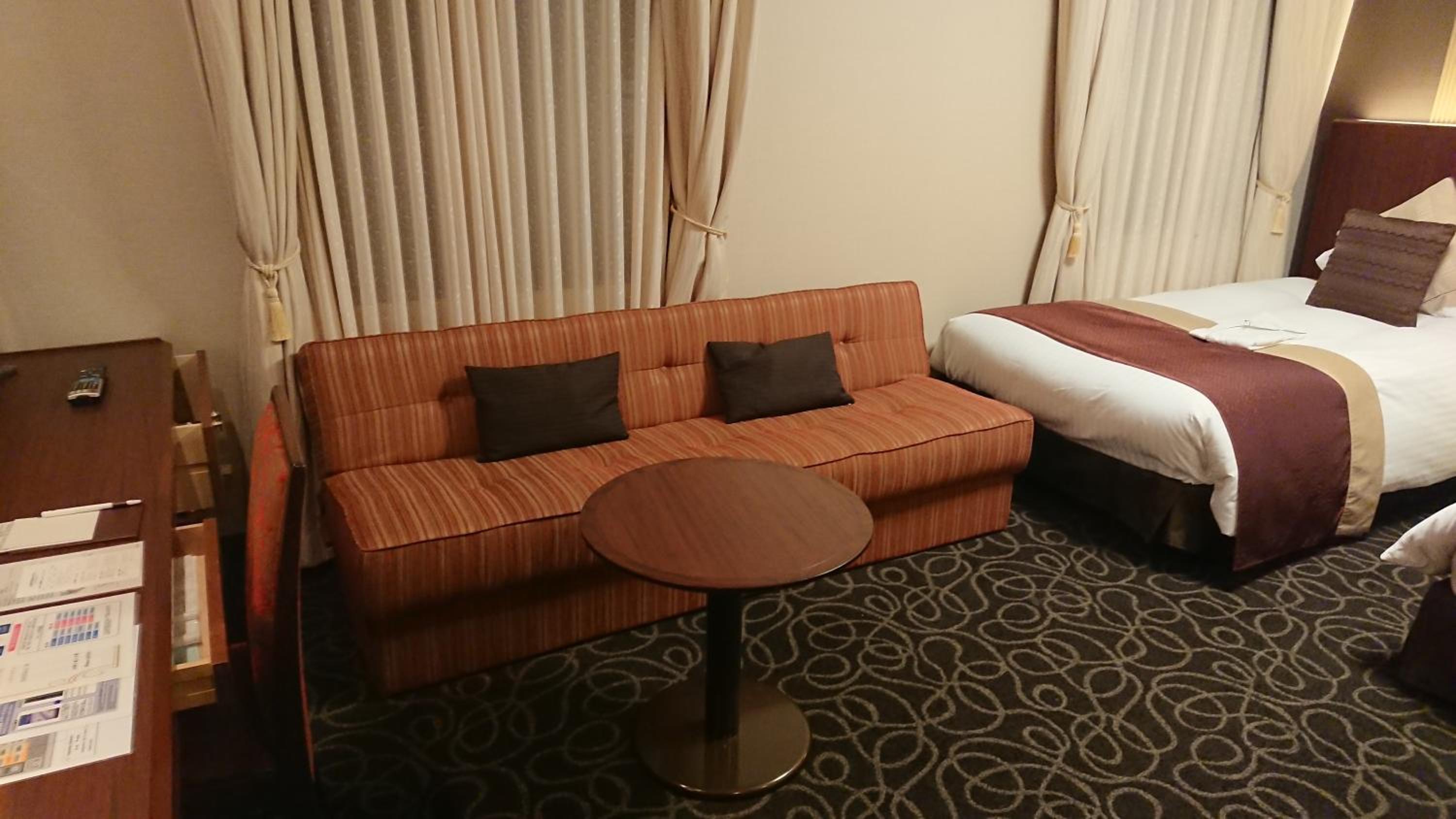 Triple Room - Smoking photo 3