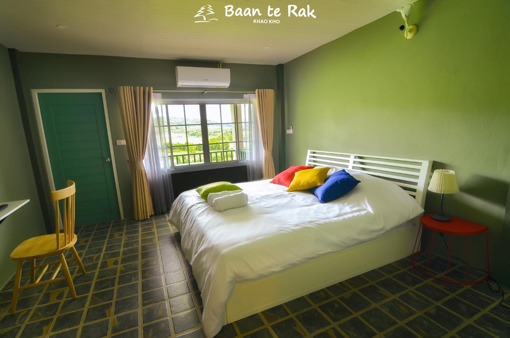 Standard Double Room - Photo 8